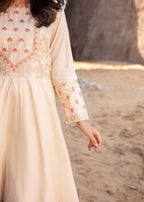 Meeraki Cave Charm Women 2pcs