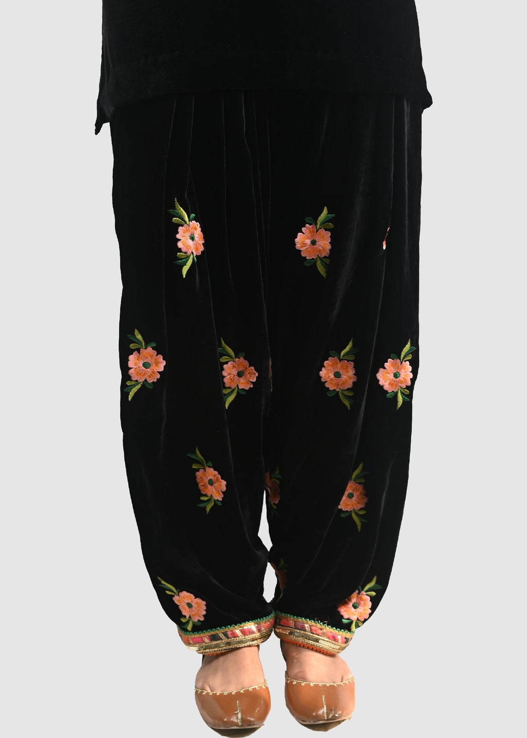 Unaiza Mir Black Velvet Women 2pcs