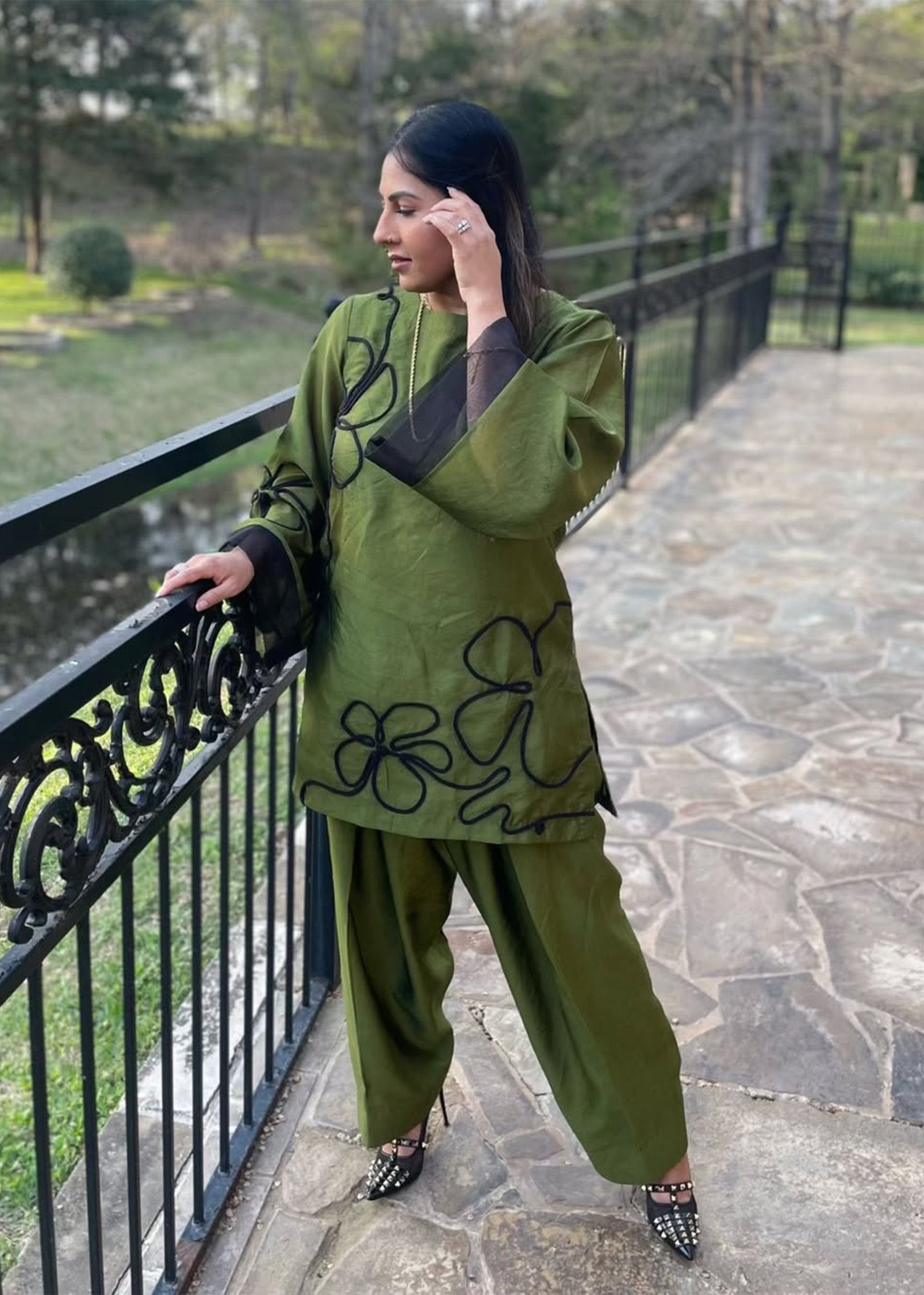 Fozia Khalid Clover Women 2pcs