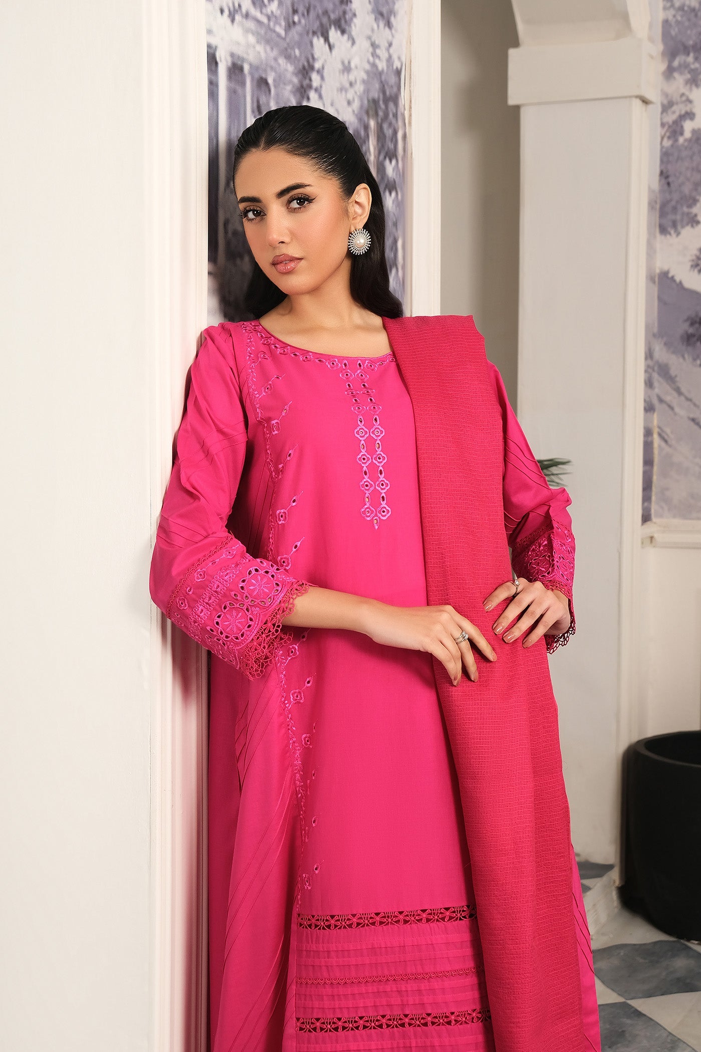 Buzzazi Bright Pink Embroidered Suit Women 3pcs