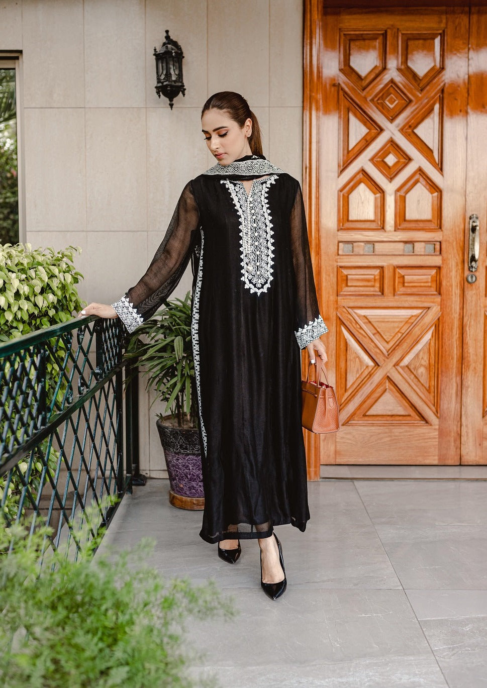 Hues Atelier Monochrome Women 3pcs