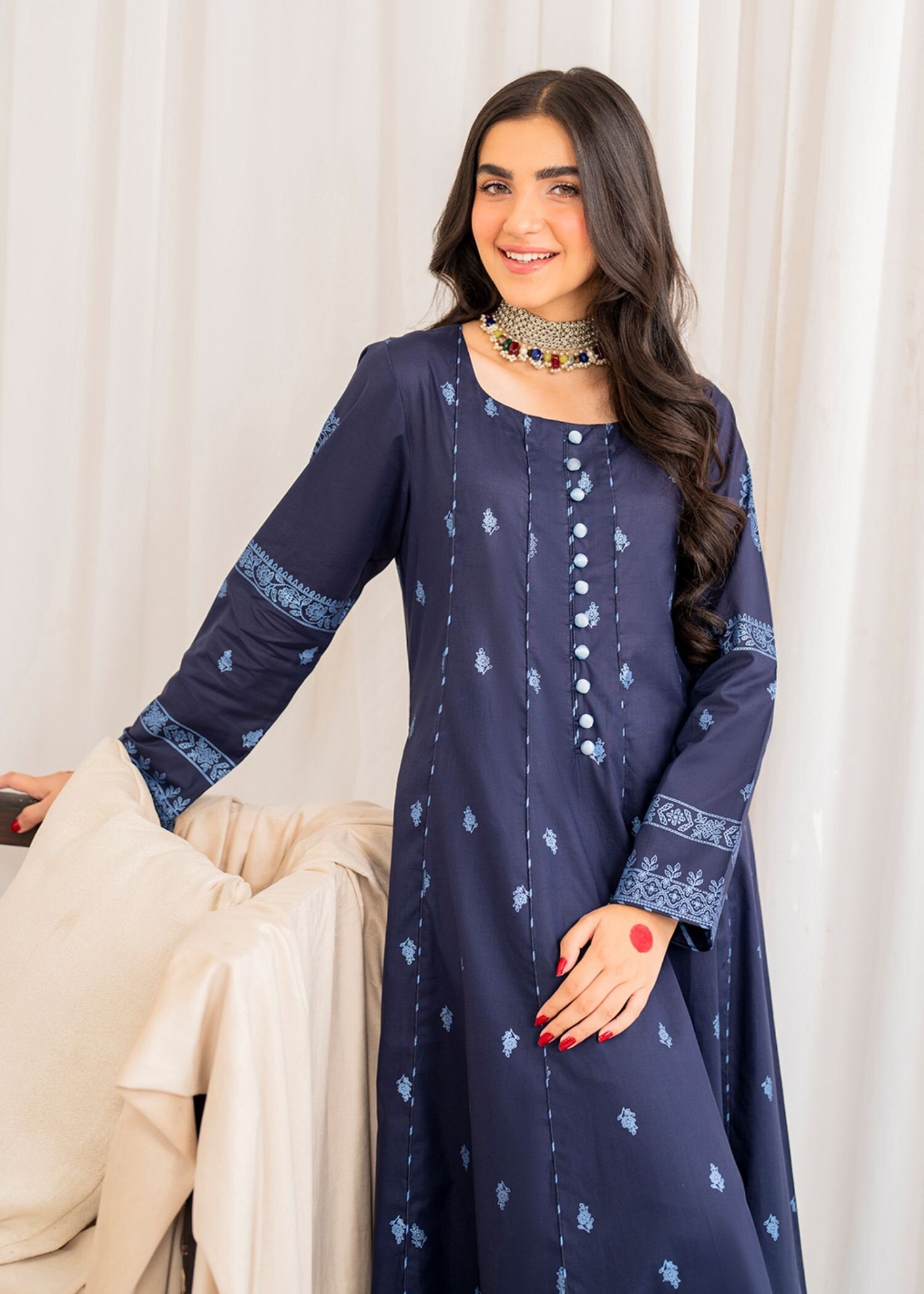 Garnet Clothing Anika Women 2pcs