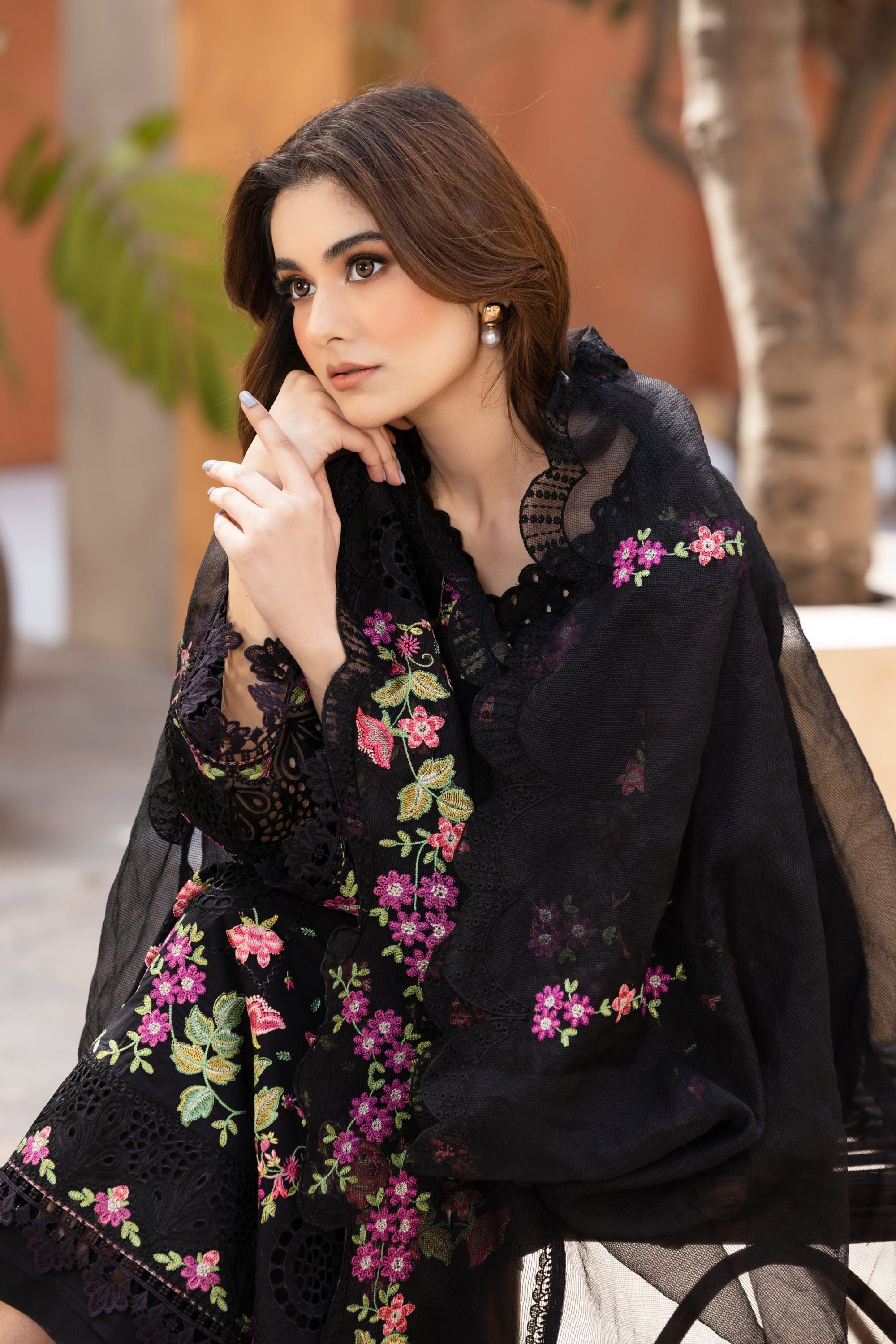 Afiay Clothing Gul E Siyah The Epitome of Elegance Women 3pcs