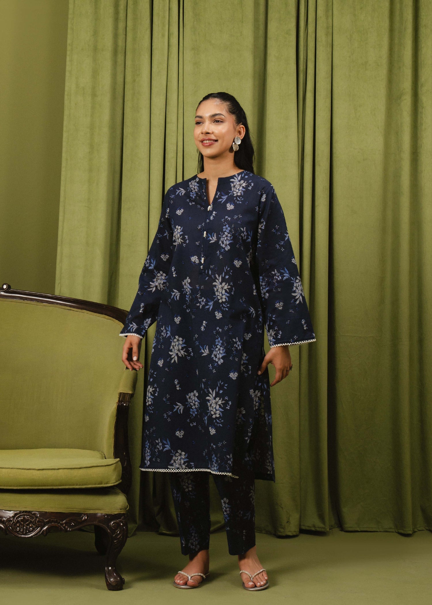 Buzzazi Navy Blue Printed Suit Women 2pcs