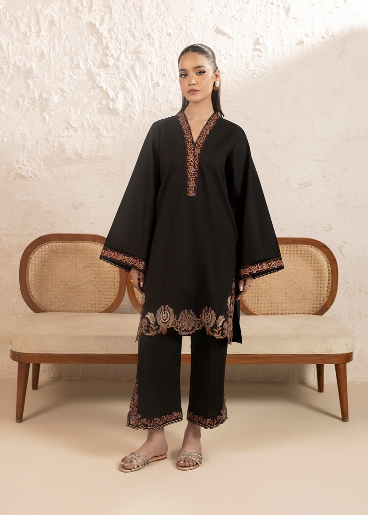 Cinq Apparel Onyx Women 2pcs