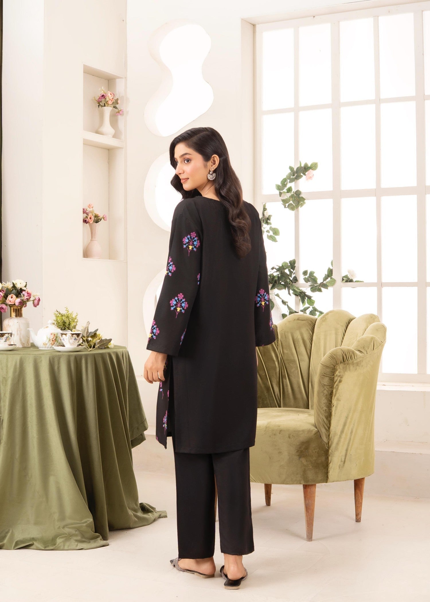 Stylish Collection BLACK BLOSSOM Women 2pcs