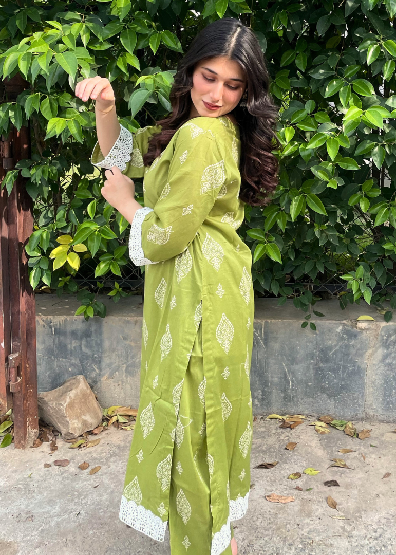 Haya'S Creation Digital Printed Green Lawn Dress with Plazo Women 2pcs