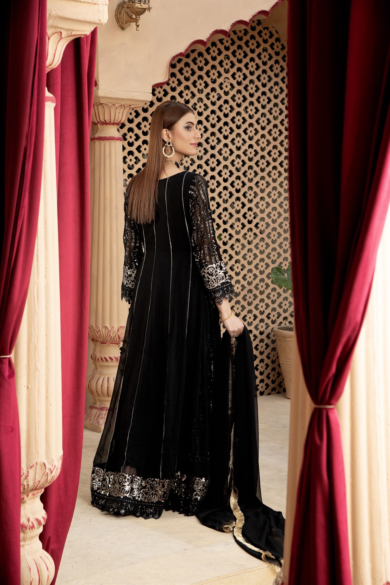 Manahils B 005 BLACK Women 4pcs