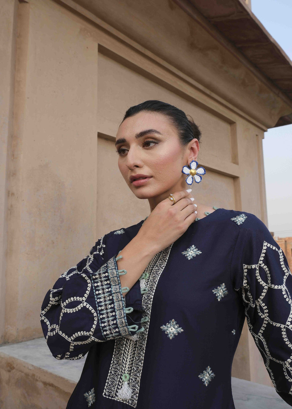 Nayaa's Sapphire Women 3pcs