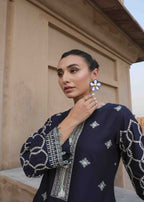 Nayaa's Sapphire Women 3pcs