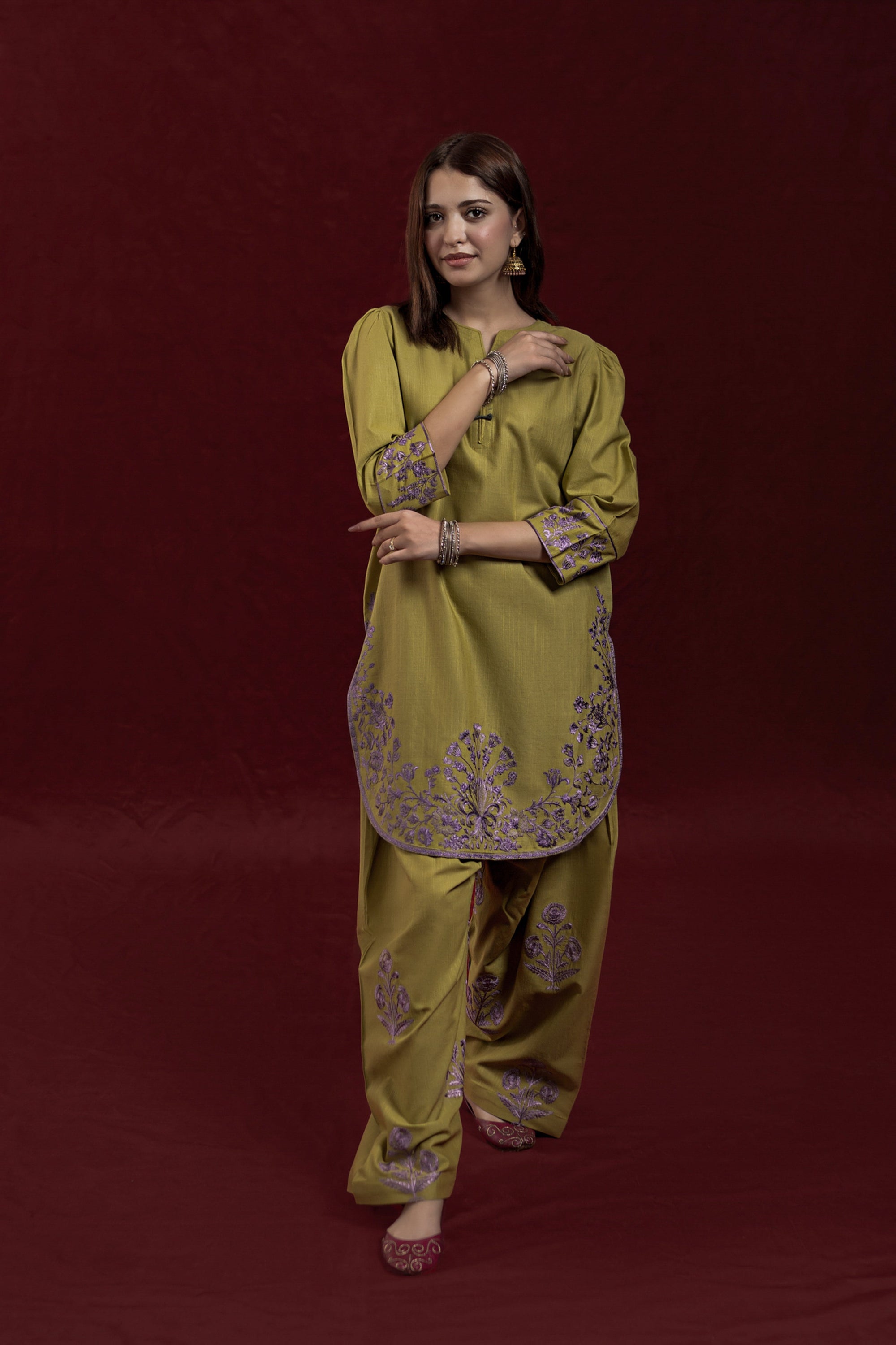 Urge Pret LOOM ART Women 2pcs