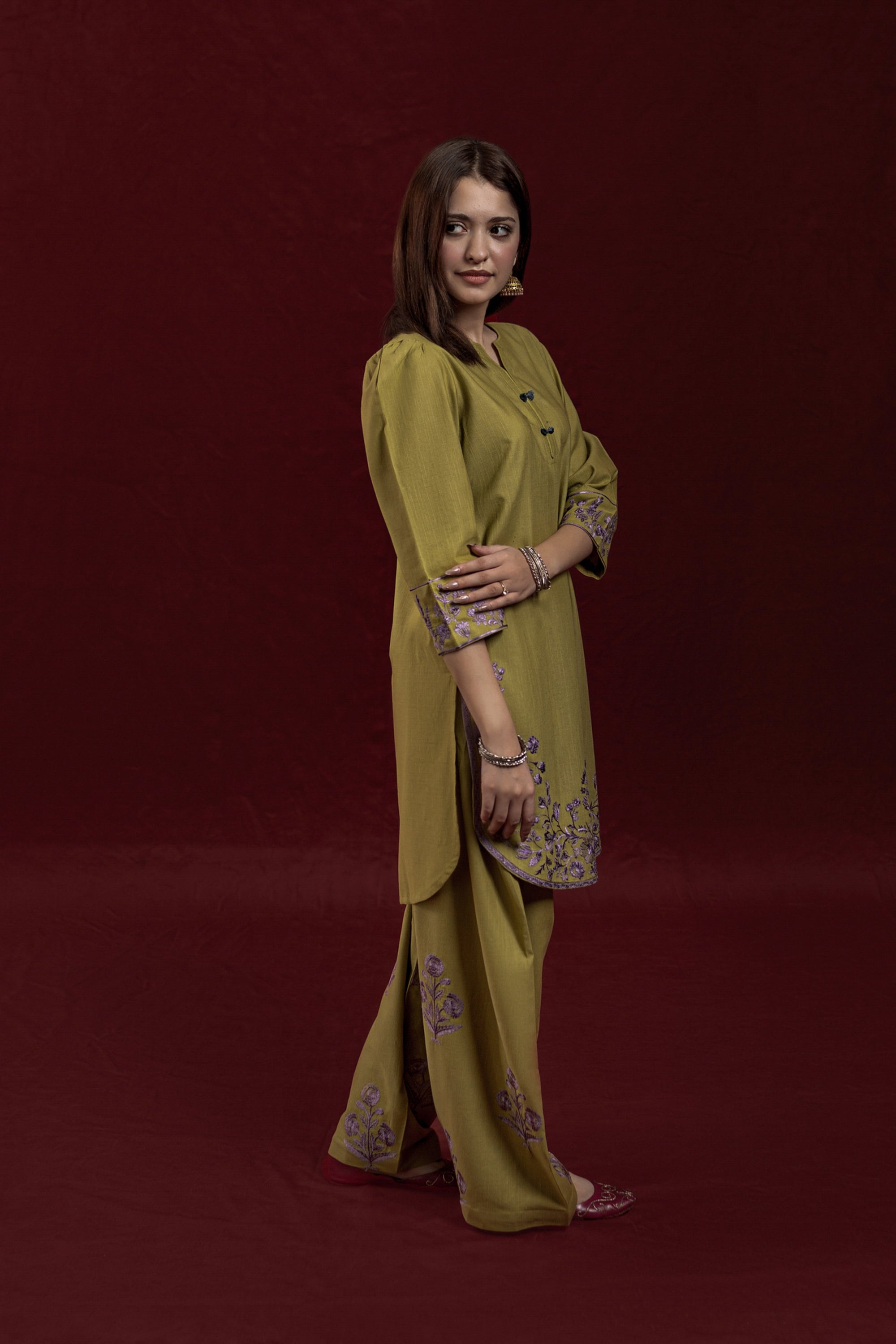 Urge Pret LOOM ART Women 2pcs