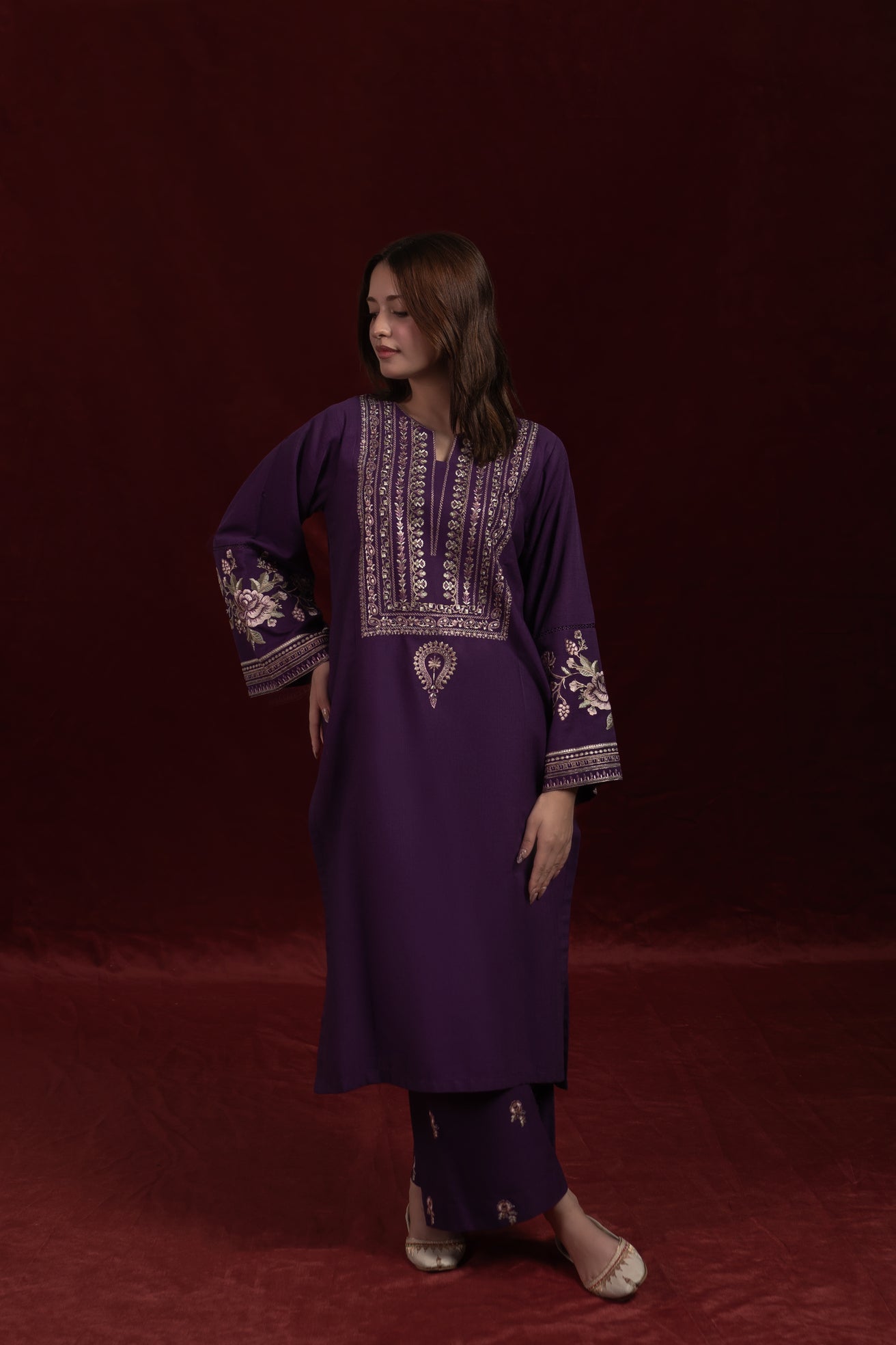 Urge Pret ISHWA Women 2pcs