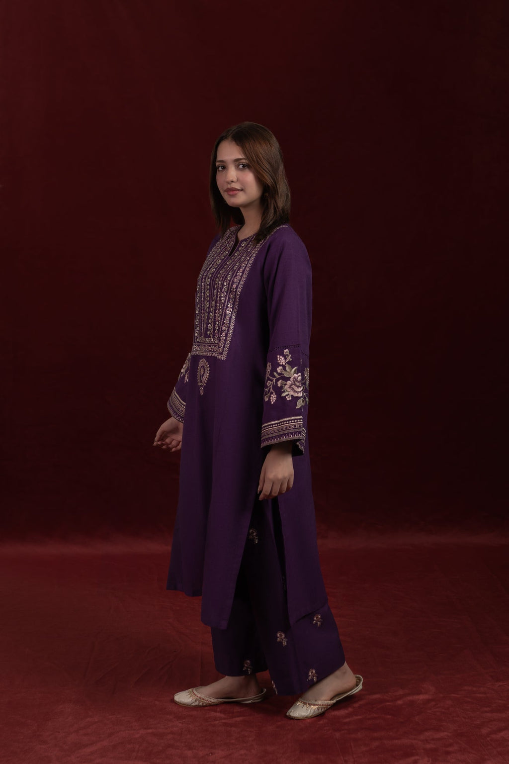 Urge Pret ISHWA Women 2pcs