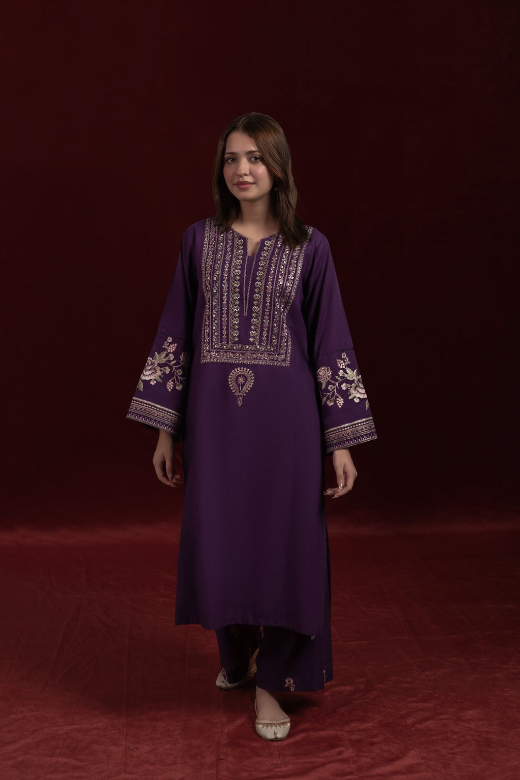 Urge Pret ISHWA Women 2pcs