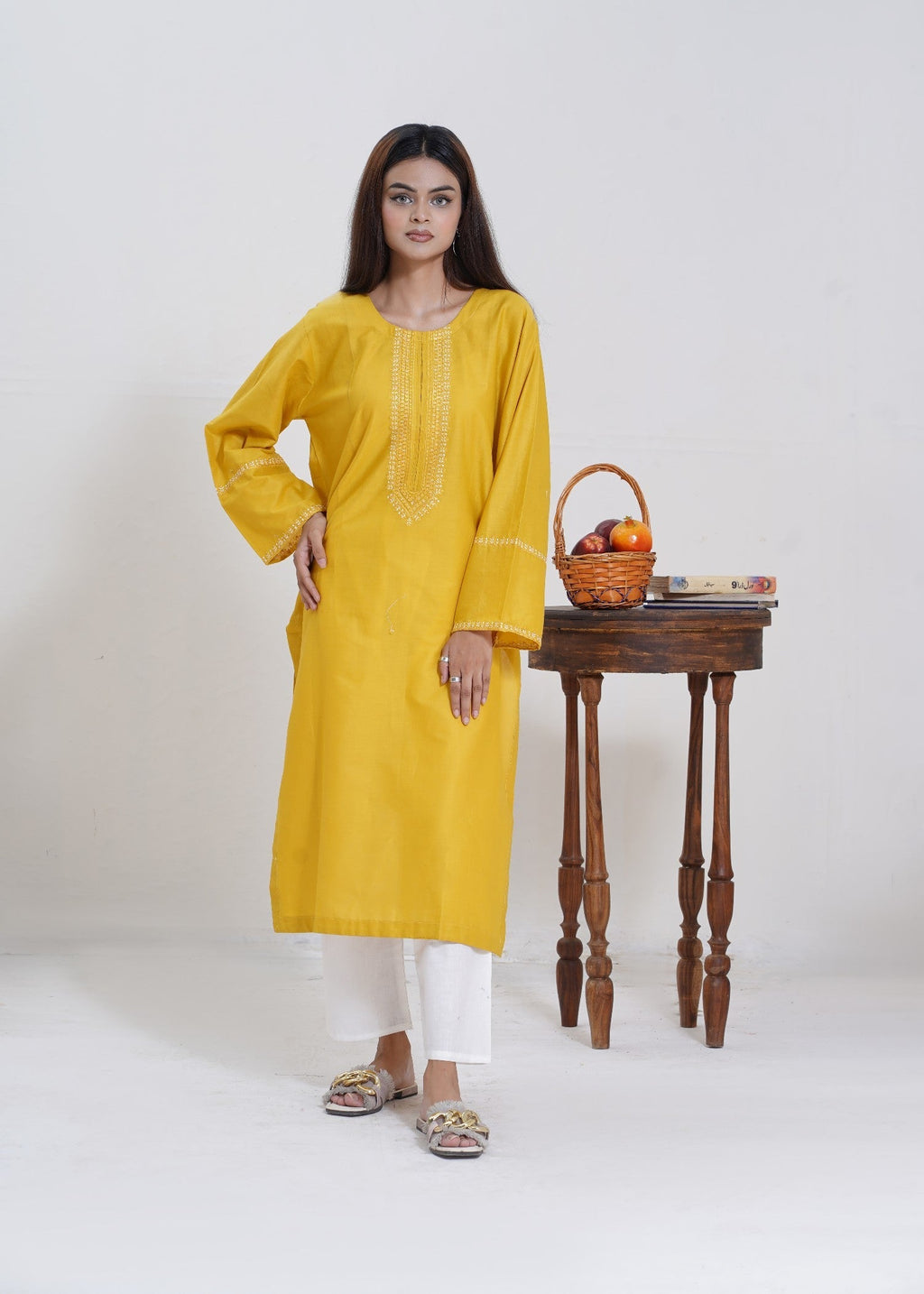 Rang & Birangi Aaina Asif Women 2pcs