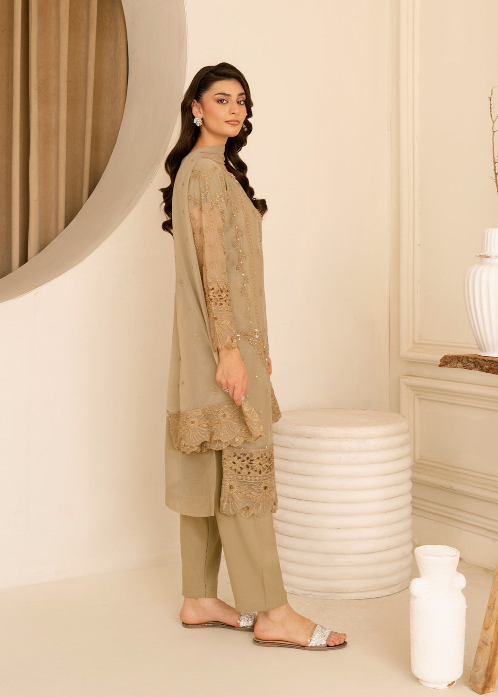 Four Season Boutique CUTWORK CHIFFON BEIGE Women 3pcs