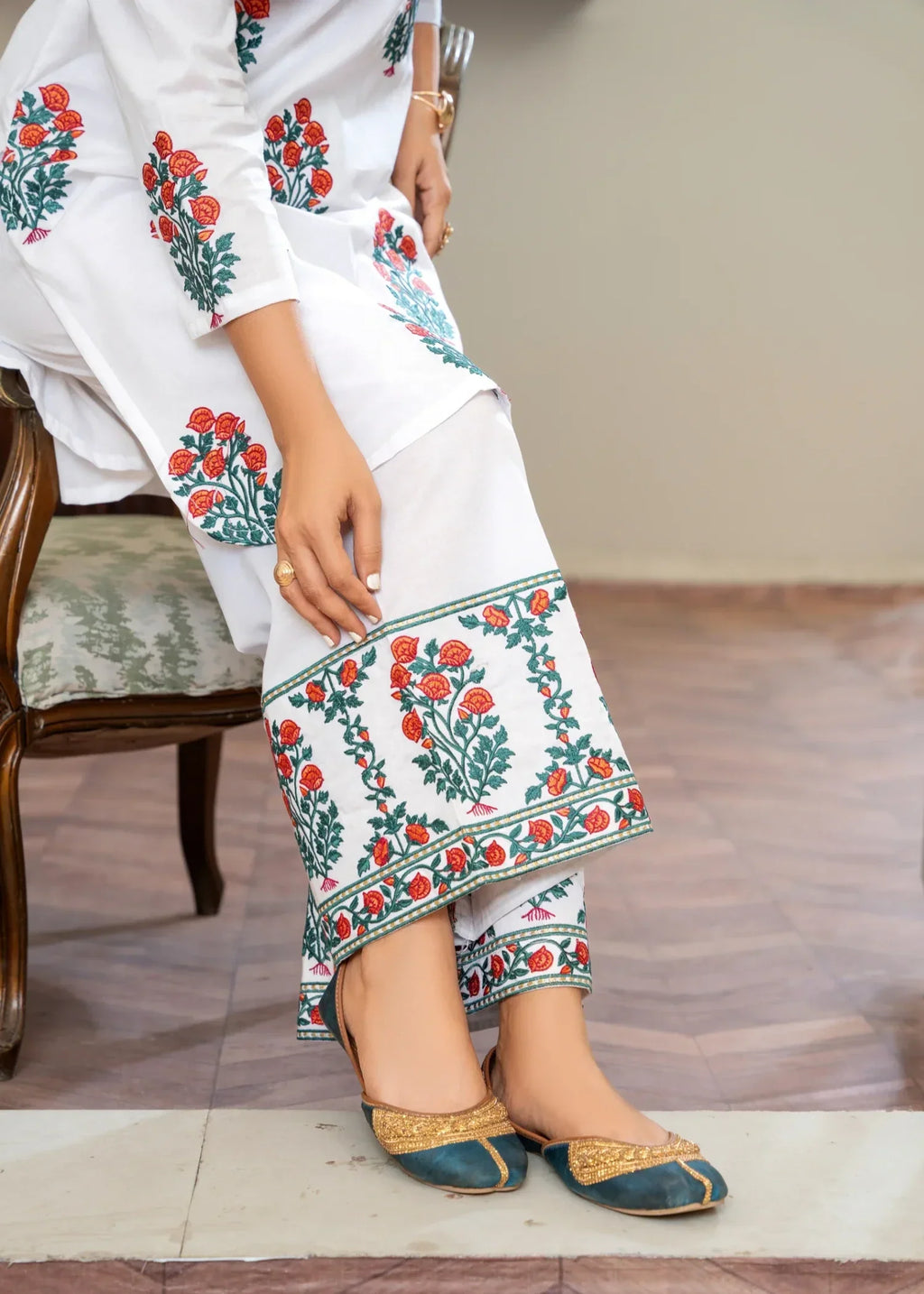 Akhrot Clothing White Embroidered Co Ord Women 2pcs