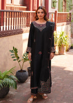 Muntaha By Shanzay Israah Women 3pcs
