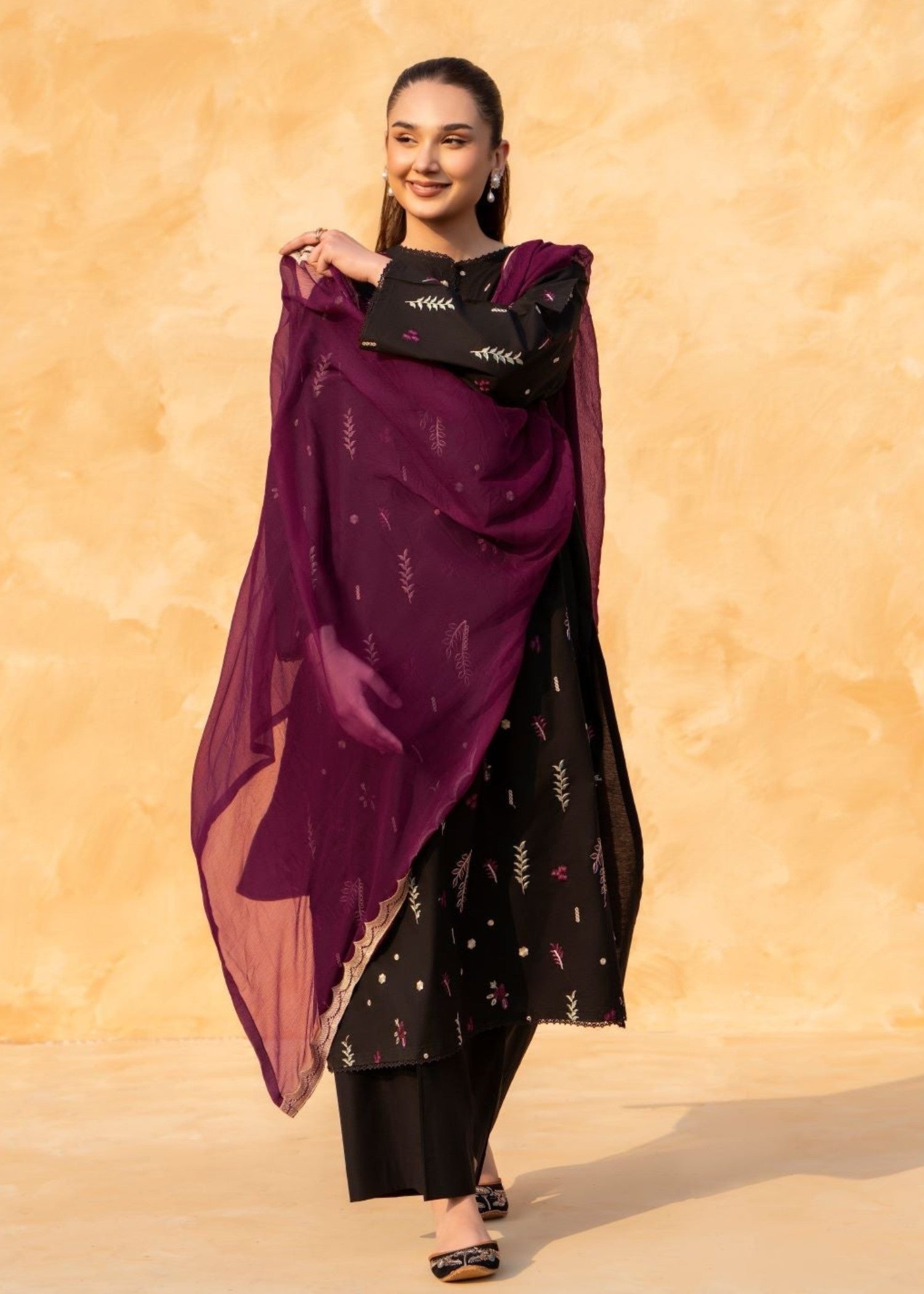Chaudhary Arts Diana Embroidered Women 3pcs