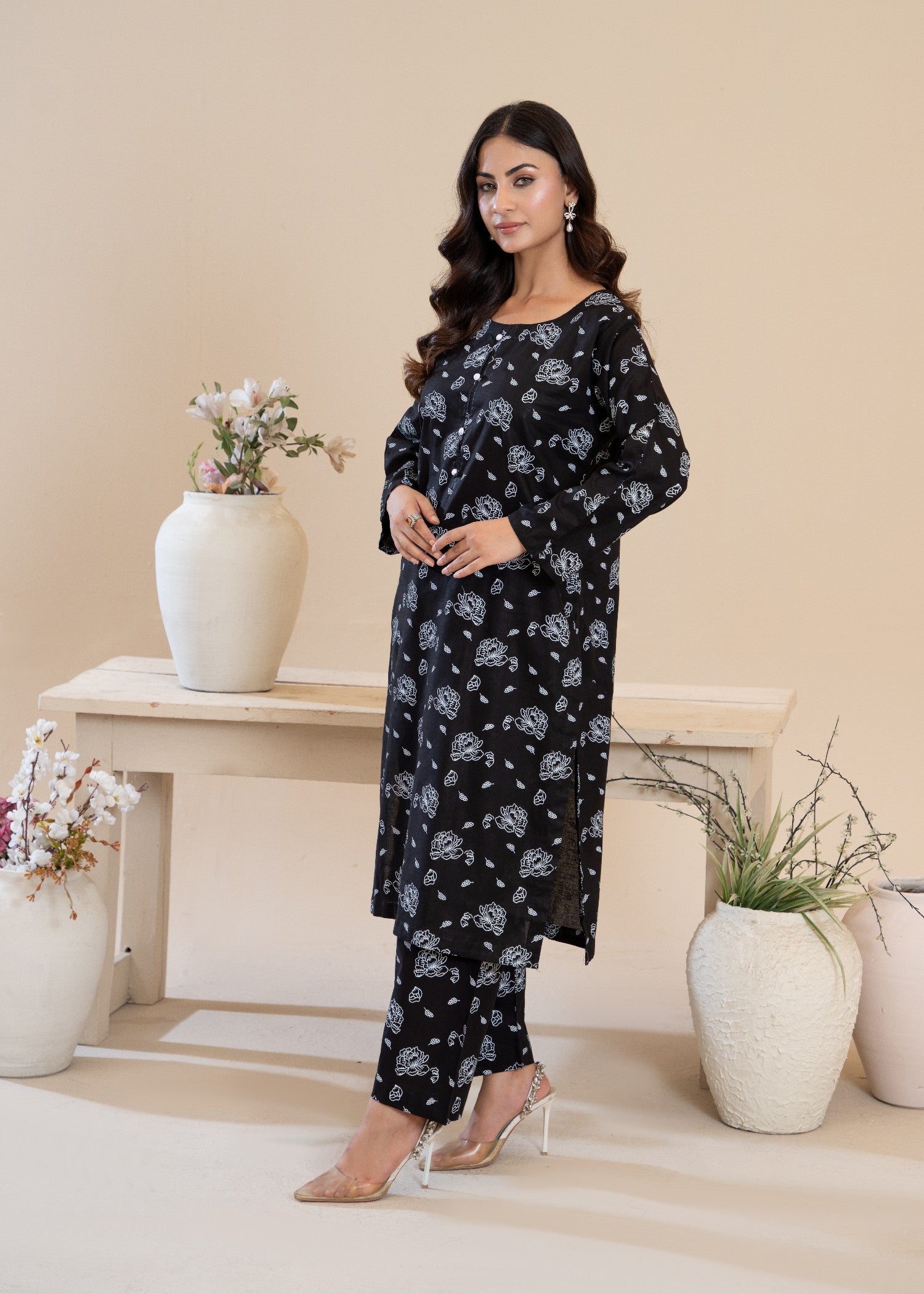 Sajfi Closet Sephora Screen Printed Stitched Suit for Women Women 2pcs