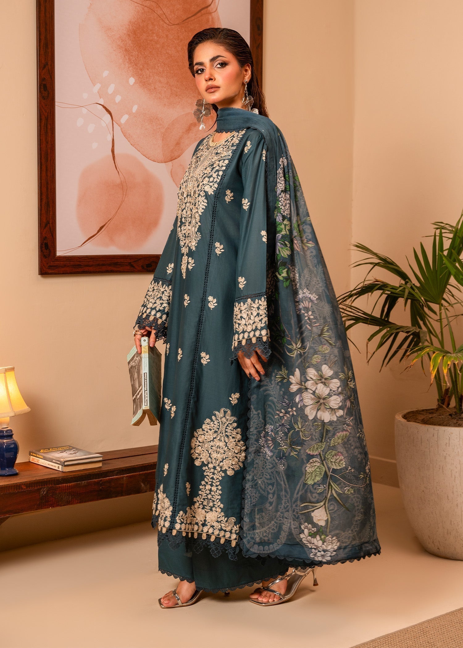 Meerak Pret Parisa Women 3pcs