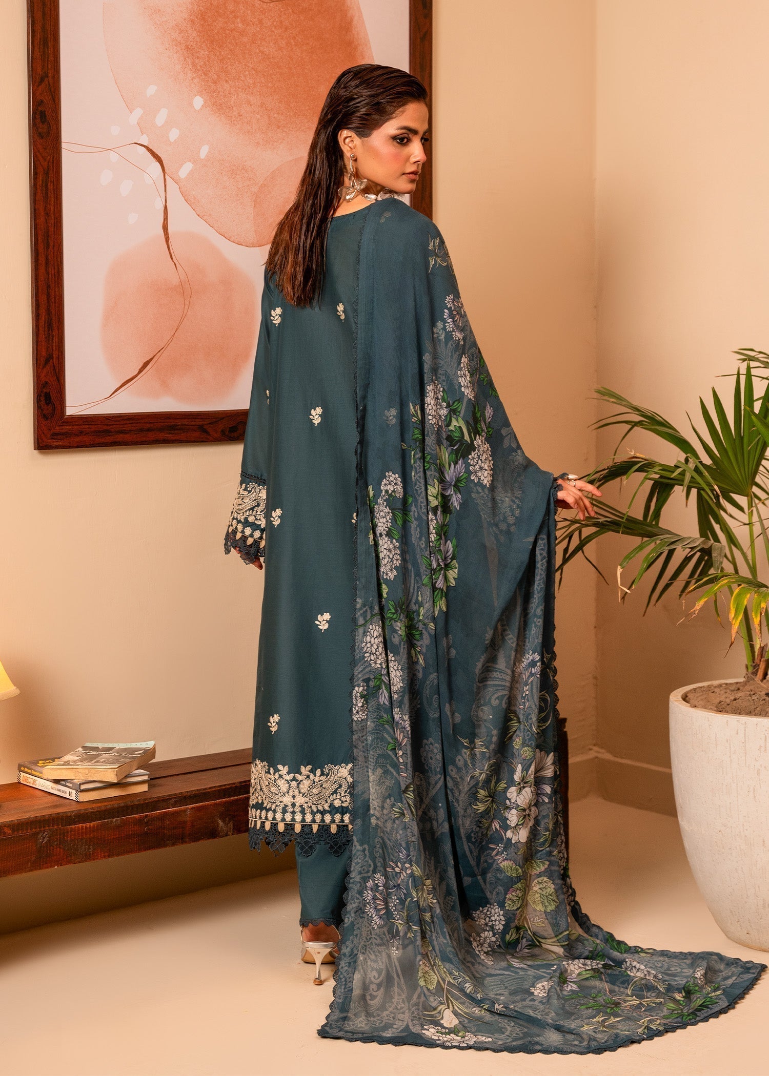 Meerak Pret Parisa Women 3pcs