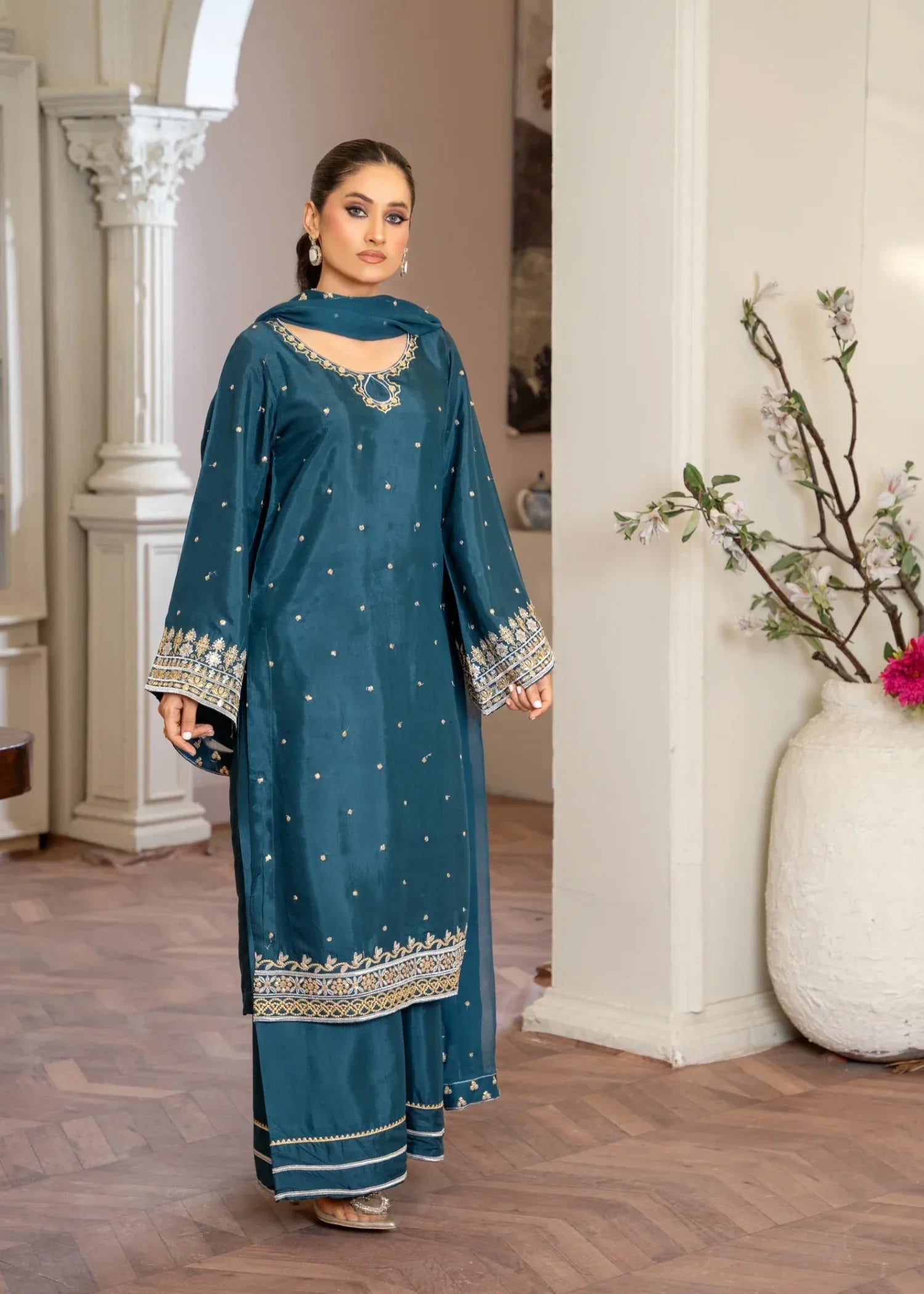 Akhrot Clothing ZINC BEAUTY Women 3pcs