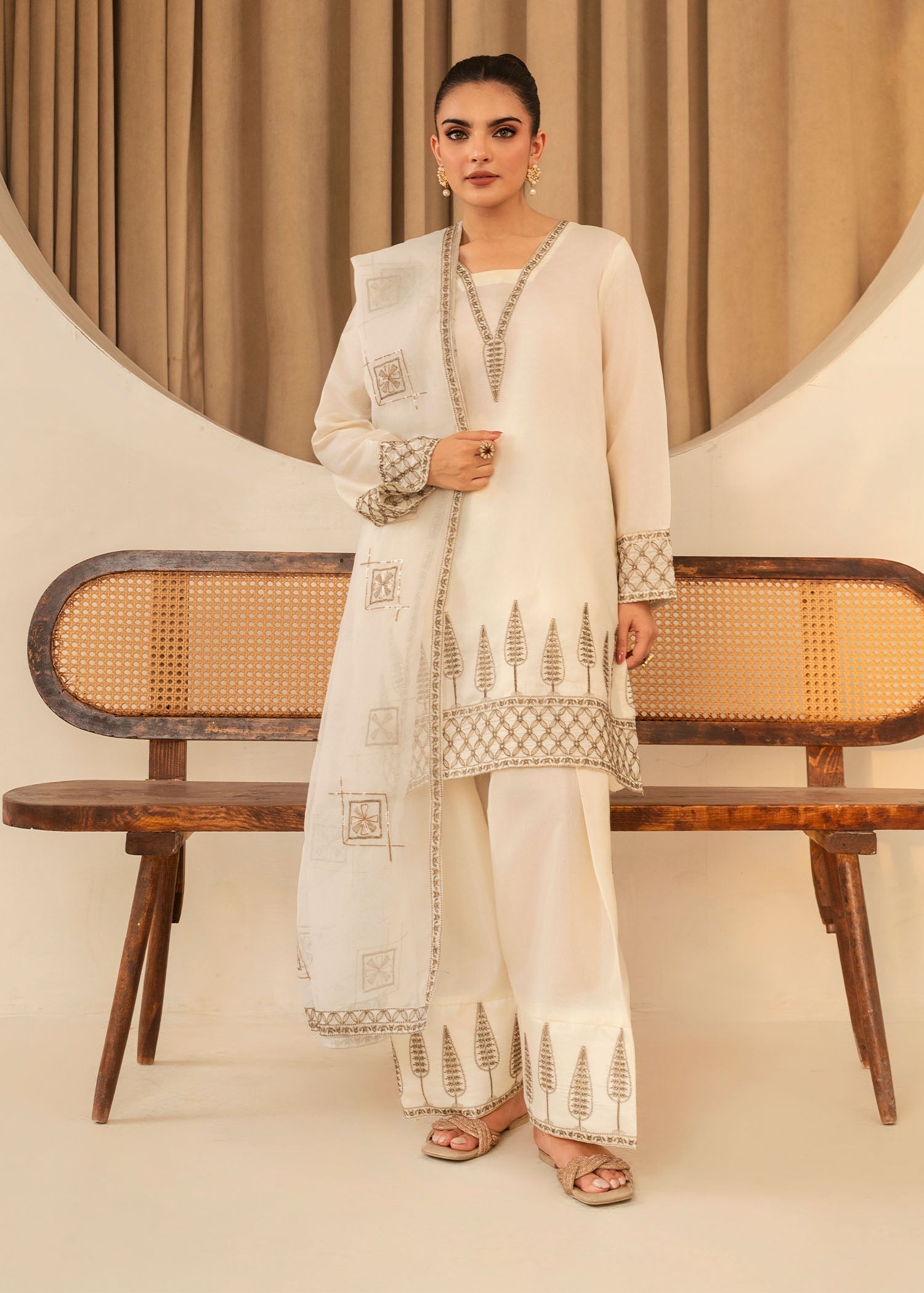 Zoya&Zafar Farshi Shalwar 10 Women 3pcs