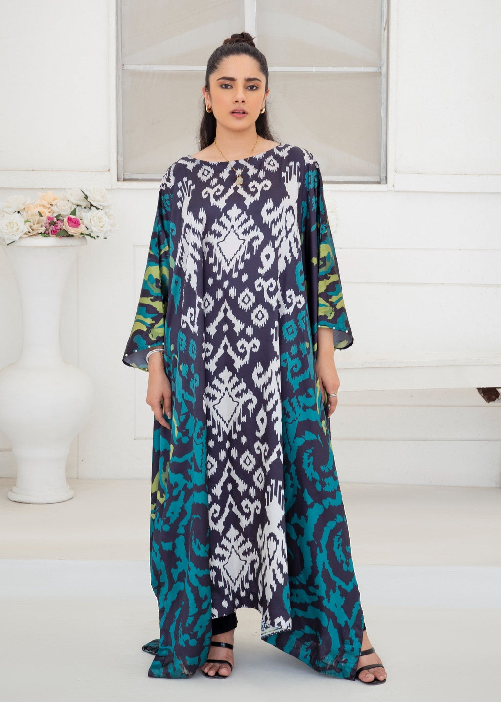 Tehreer Silk Kaftaan Women 1pcs