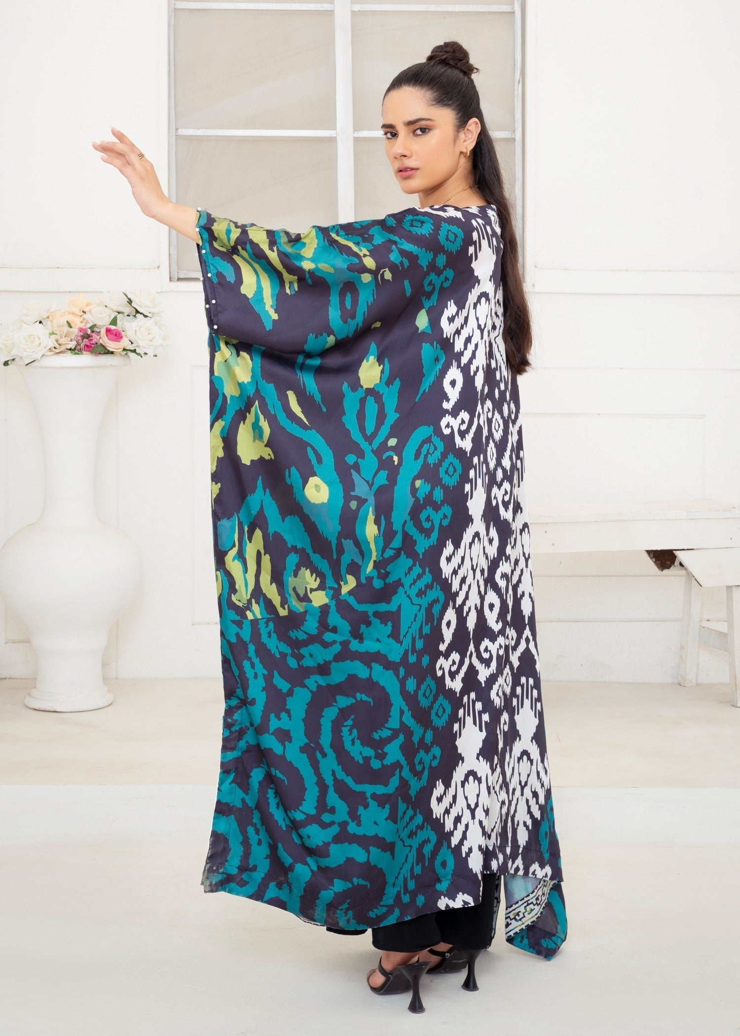 Tehreer Silk Kaftaan Women 1pcs