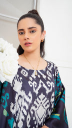 Tehreer Silk Kaftaan Women 1pcs