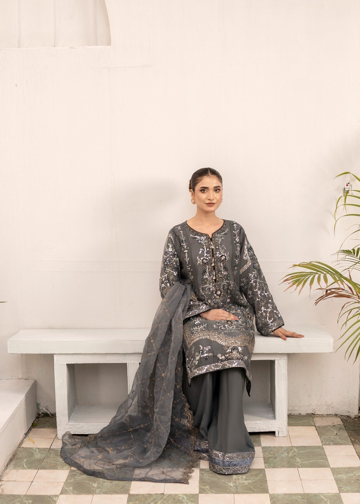 Pehnawa By Bin Akram’s Grey Grace Chiffon Women 3pcs