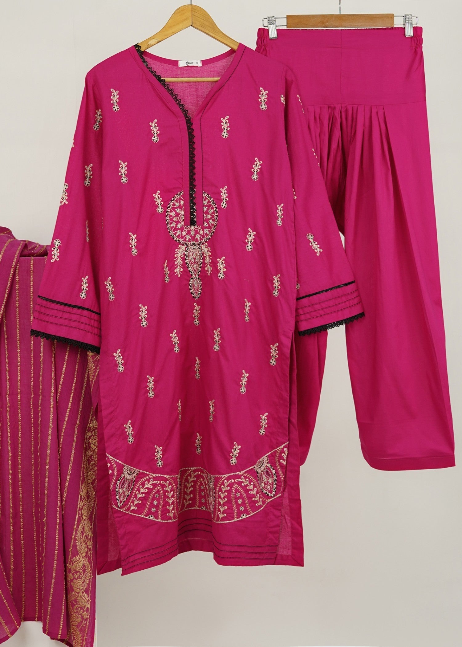 6teen S53 SHOCKING PINK EMBROIDERED SUIT Women 3pcs