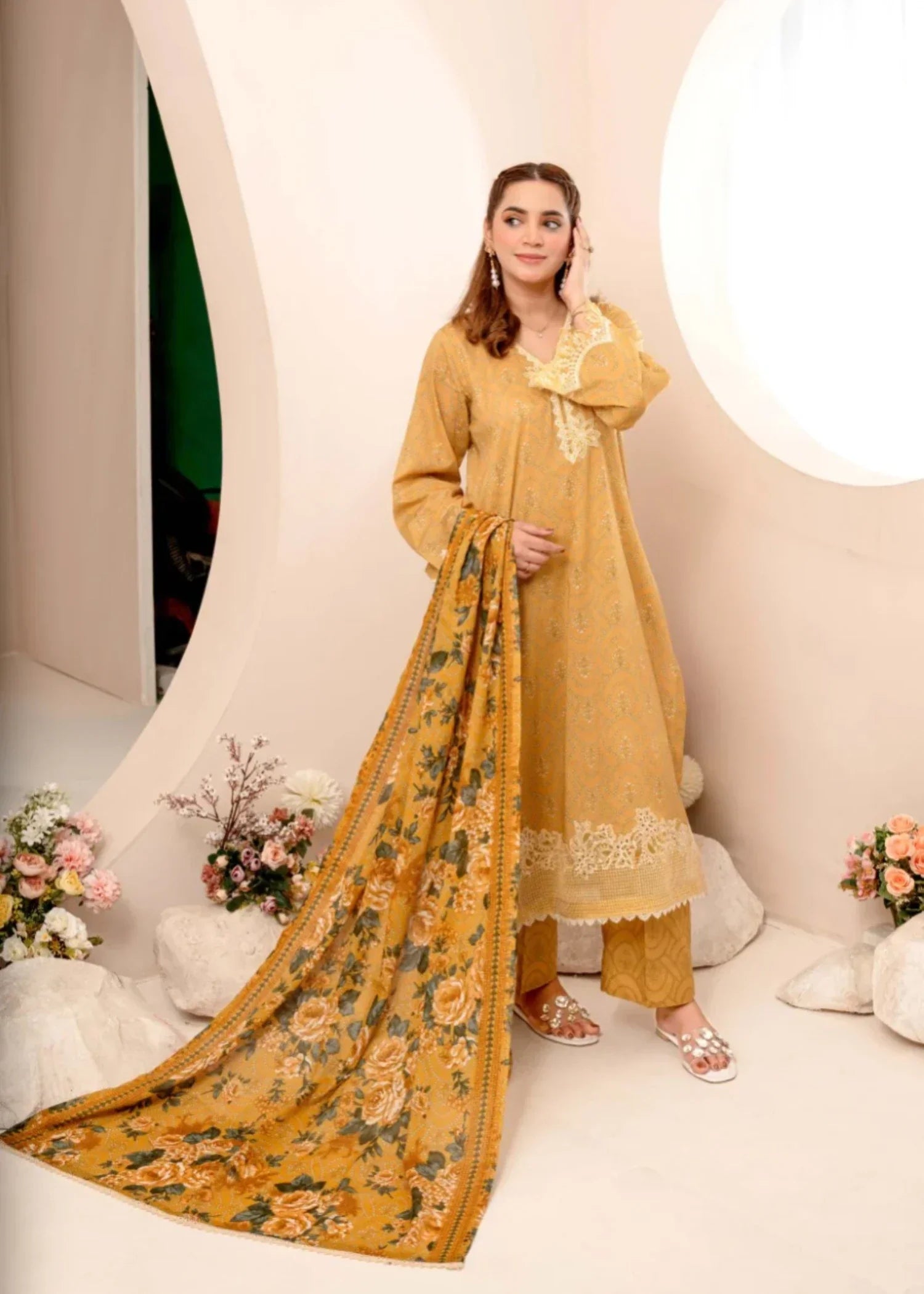 Humna & Momina EMBROIDERED PRINTED LAWN SUIT (Sunflower) Women 3pcs