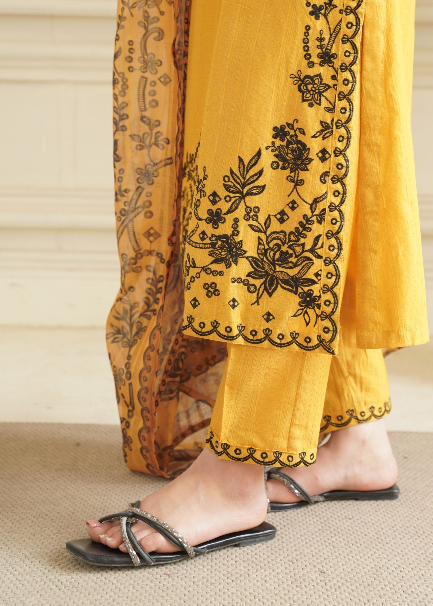 Hoorwani Jenny Mustard Women 3pcs