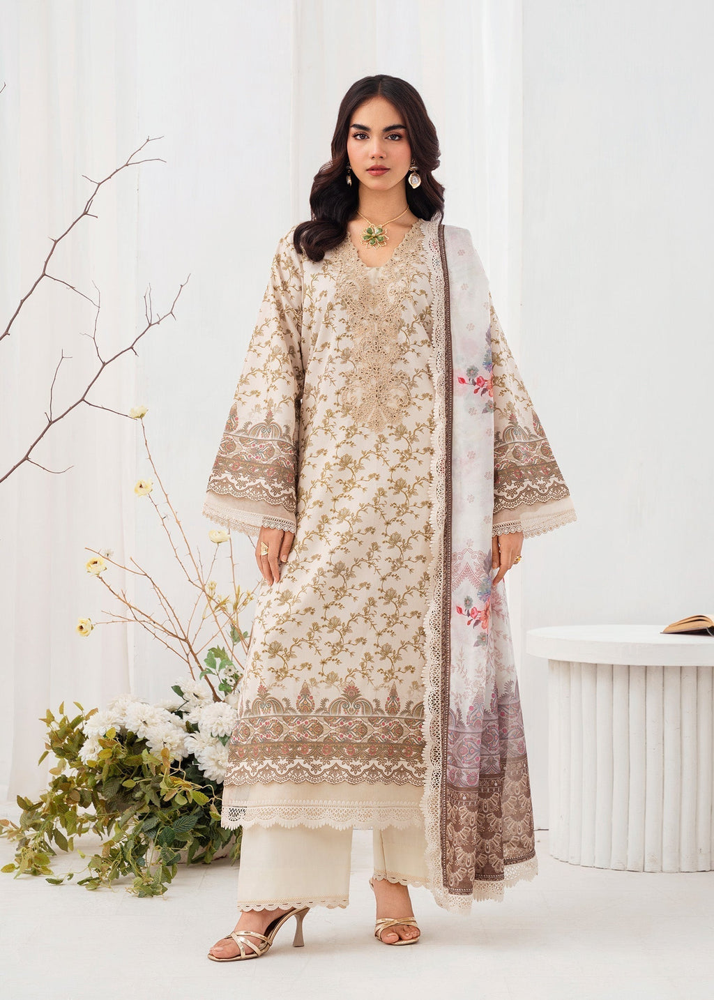 Chandan Nagri Swaya Women 3pcs
