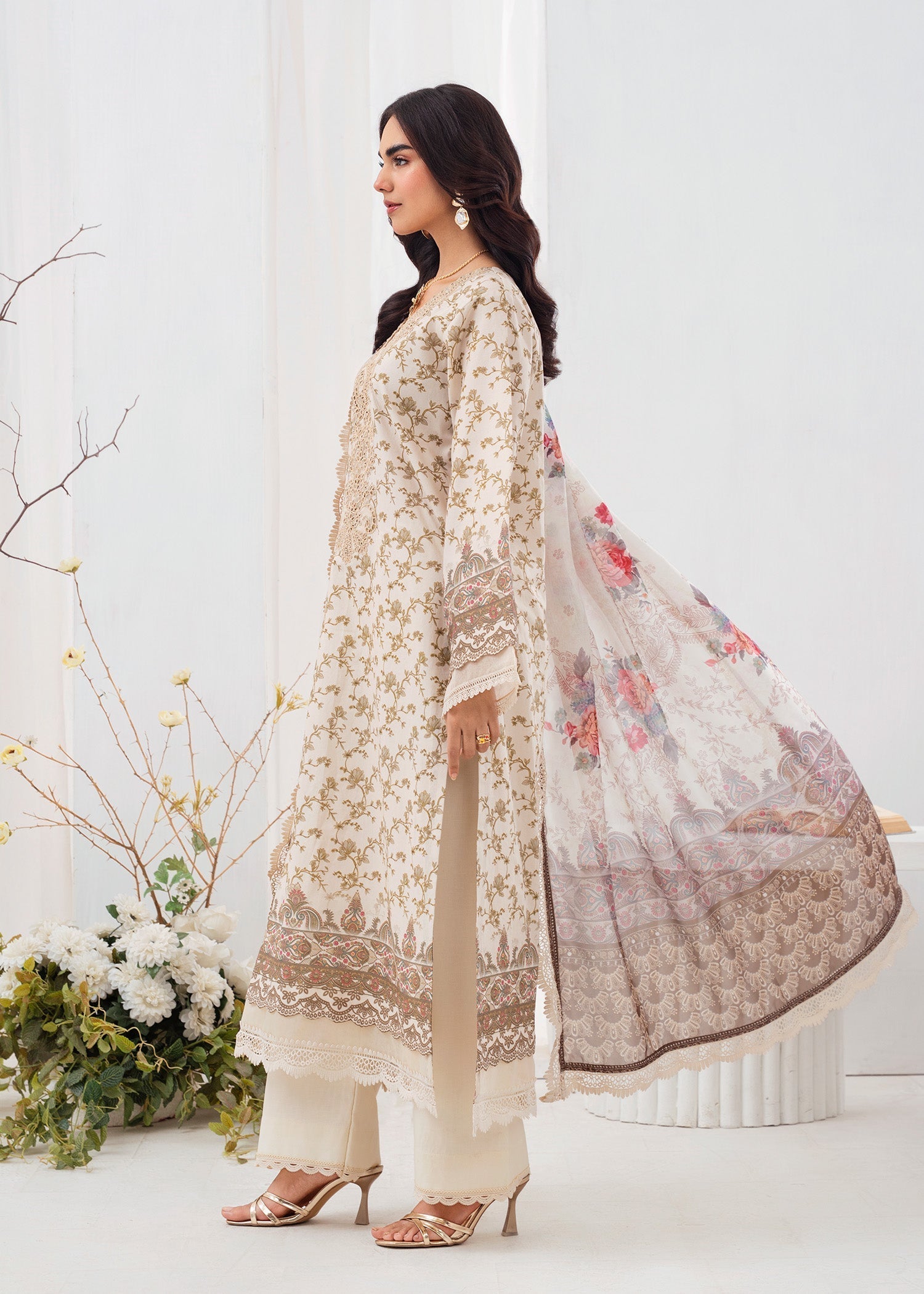 Chandan Nagri Swaya Women 3pcs