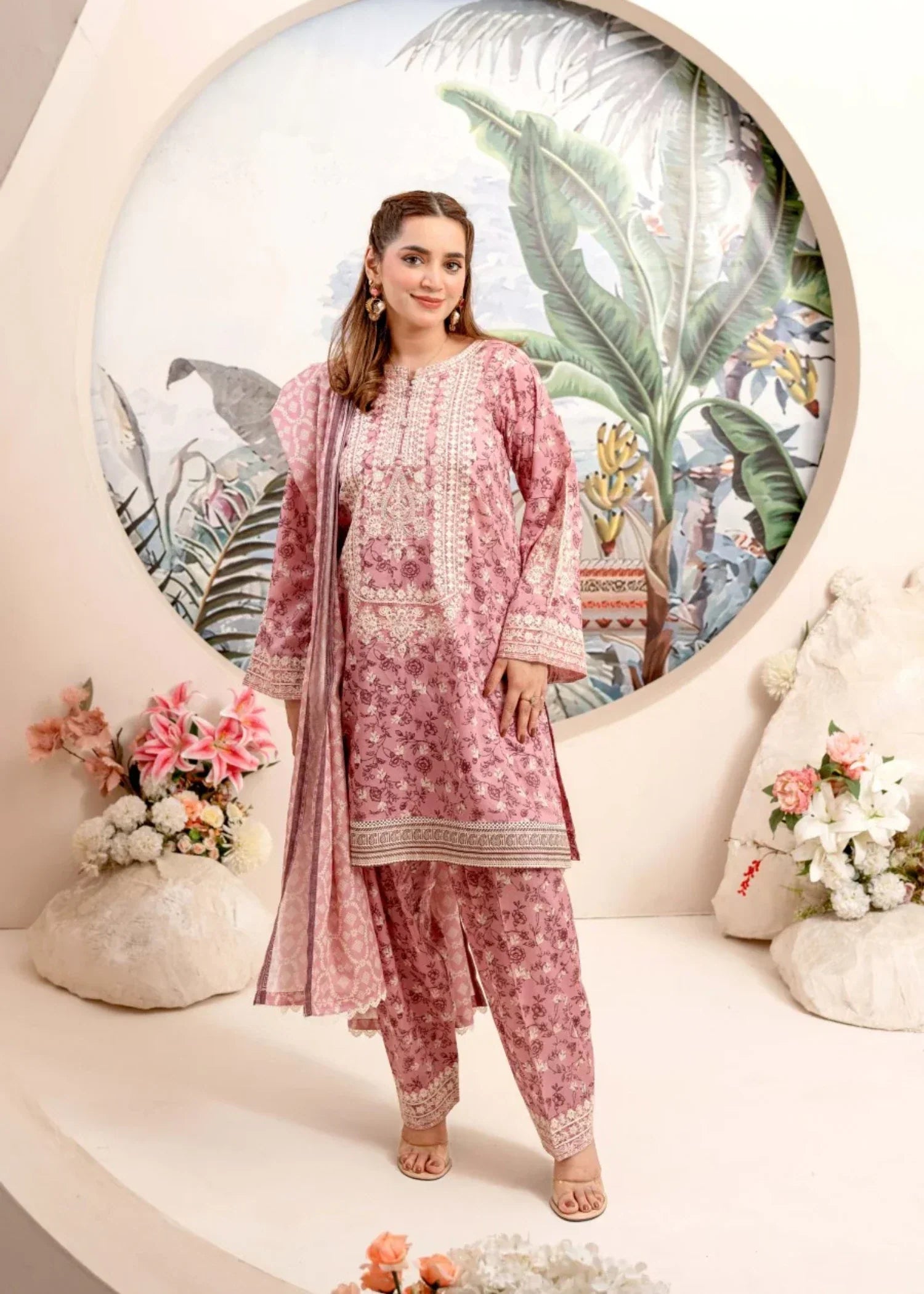 Humna & Momina Elegant Printed Lawn Suit with Embroidery PASTEL PINK (pastel pink) Women 3pcs