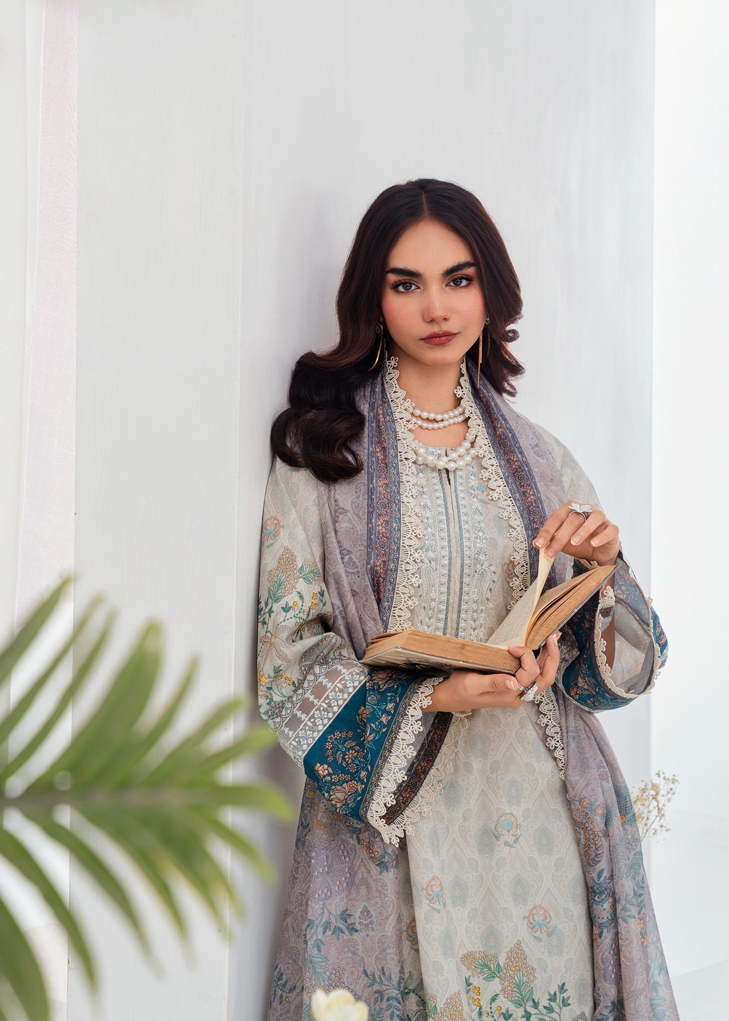Chandan Nagri Palmis Women 3pcs