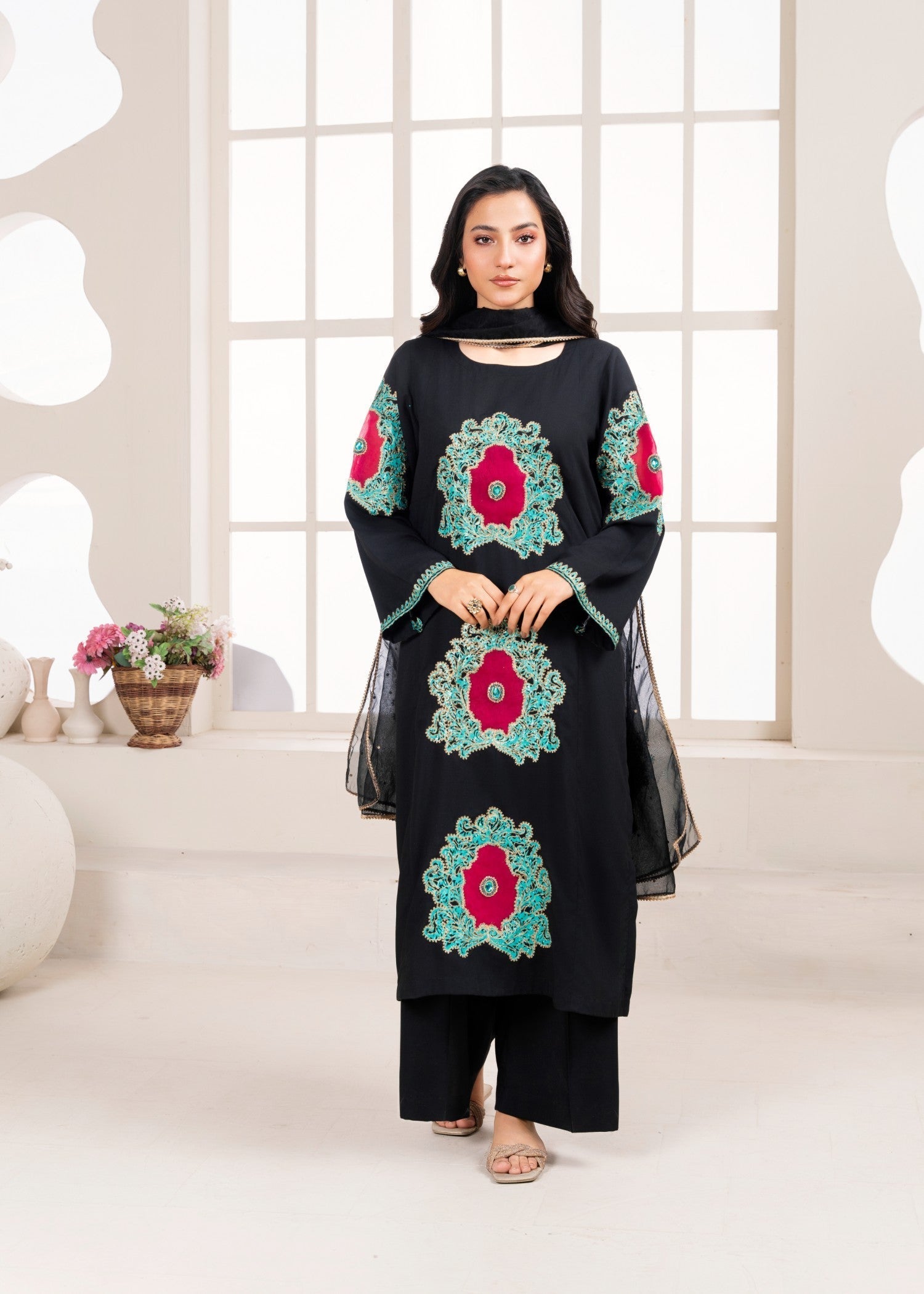 Noah Officials Black Onyx Boski Suit Women 3pcs