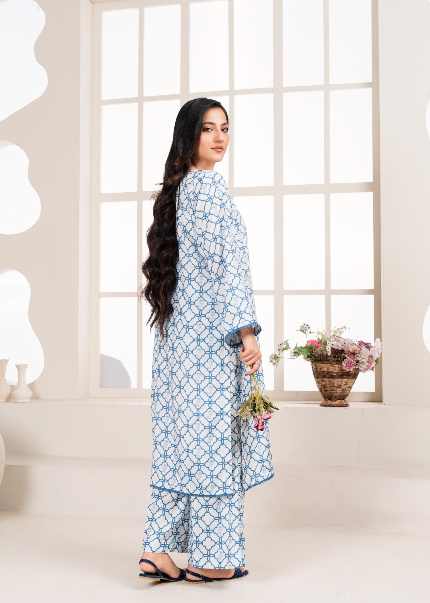 Noah Officials Navya Printed Karandi Silk Suit Women 2pcs