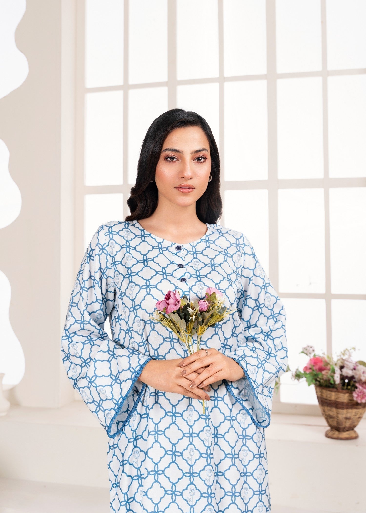 Noah Officials Navya Printed Karandi Silk Suit Women 2pcs