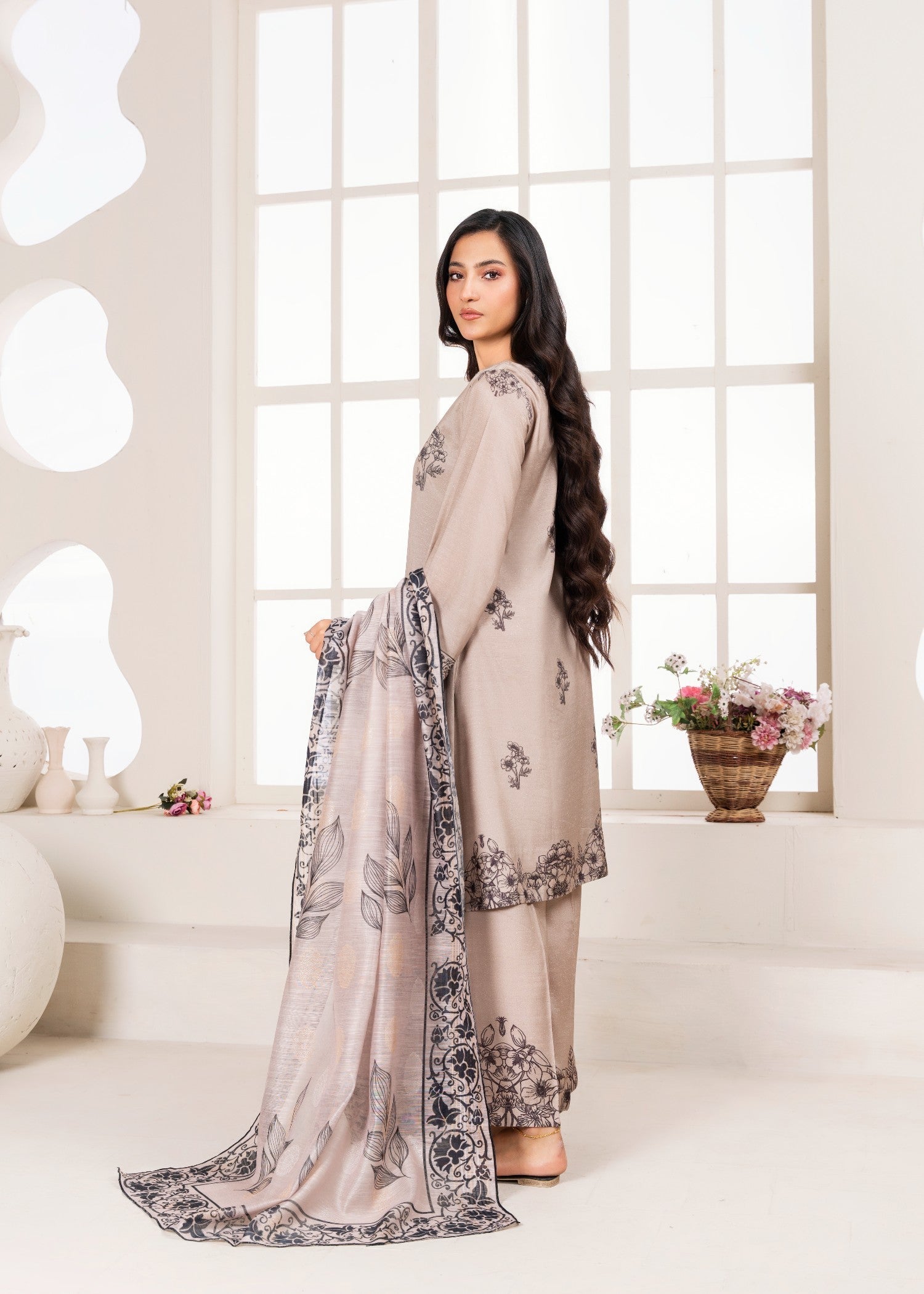 Noah Officials Printed Karandi Silk Suit Women 3pcs