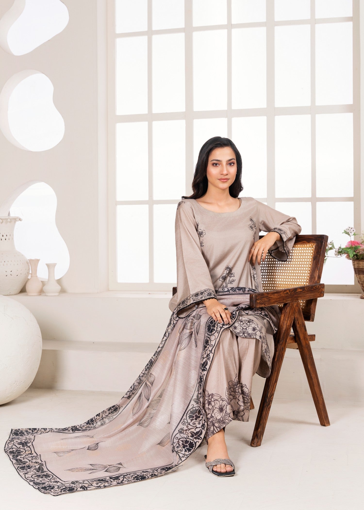 Noah Officials Printed Karandi Silk Suit Women 3pcs