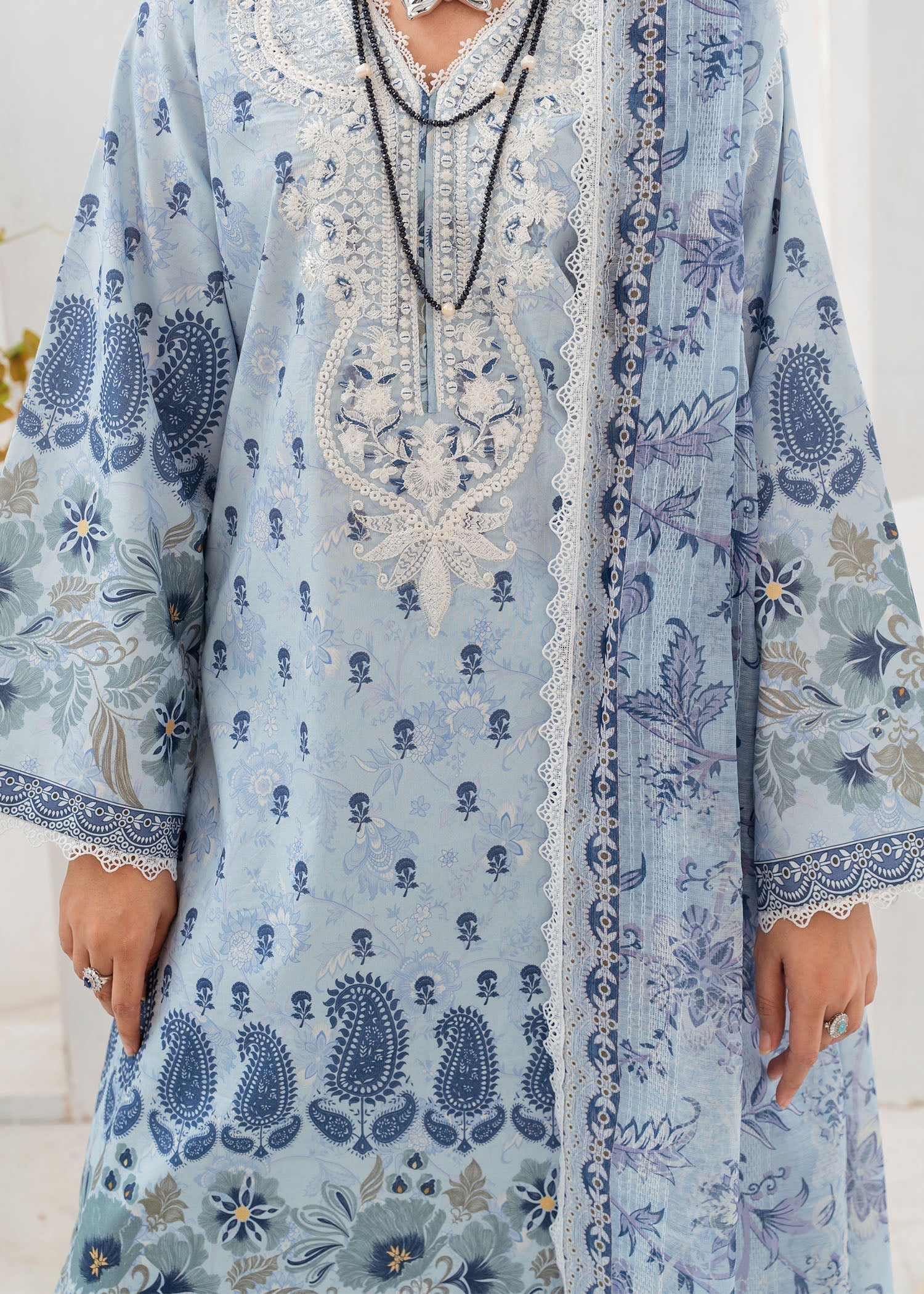 Chandan Nagri Solea Women 3pcs