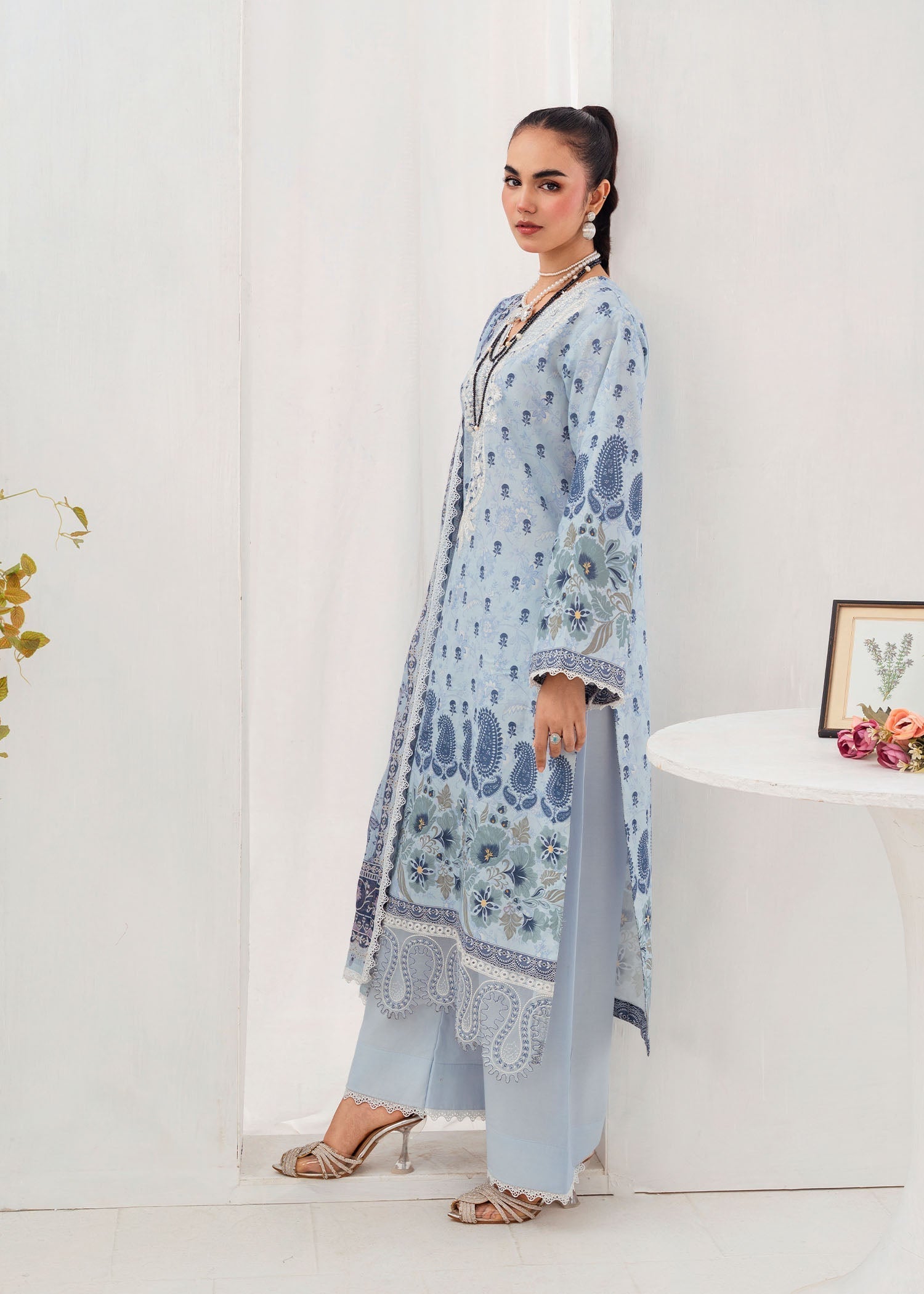 Chandan Nagri Solea Women 3pcs