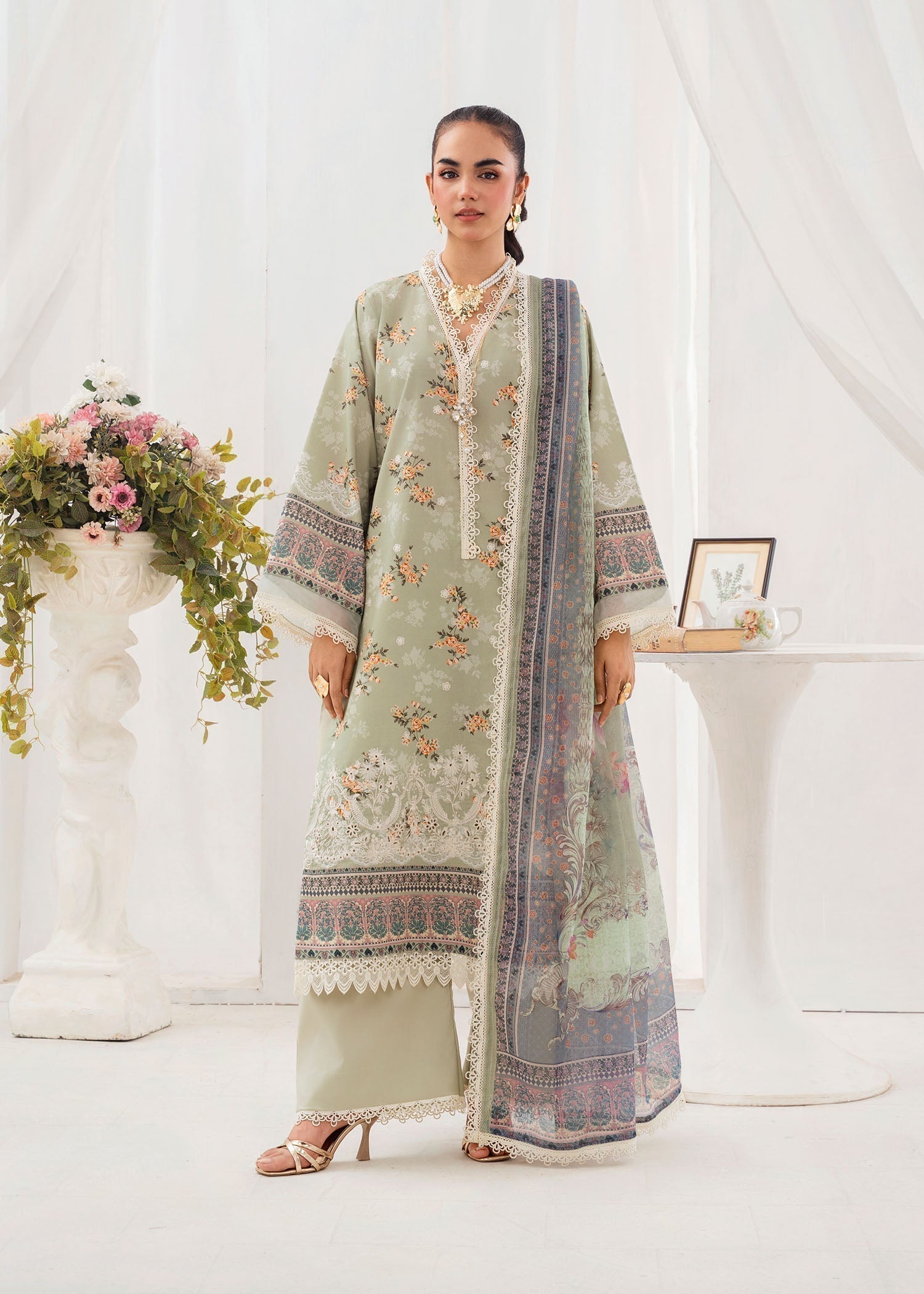 Chandan Nagri Zania_ Women 3pcs