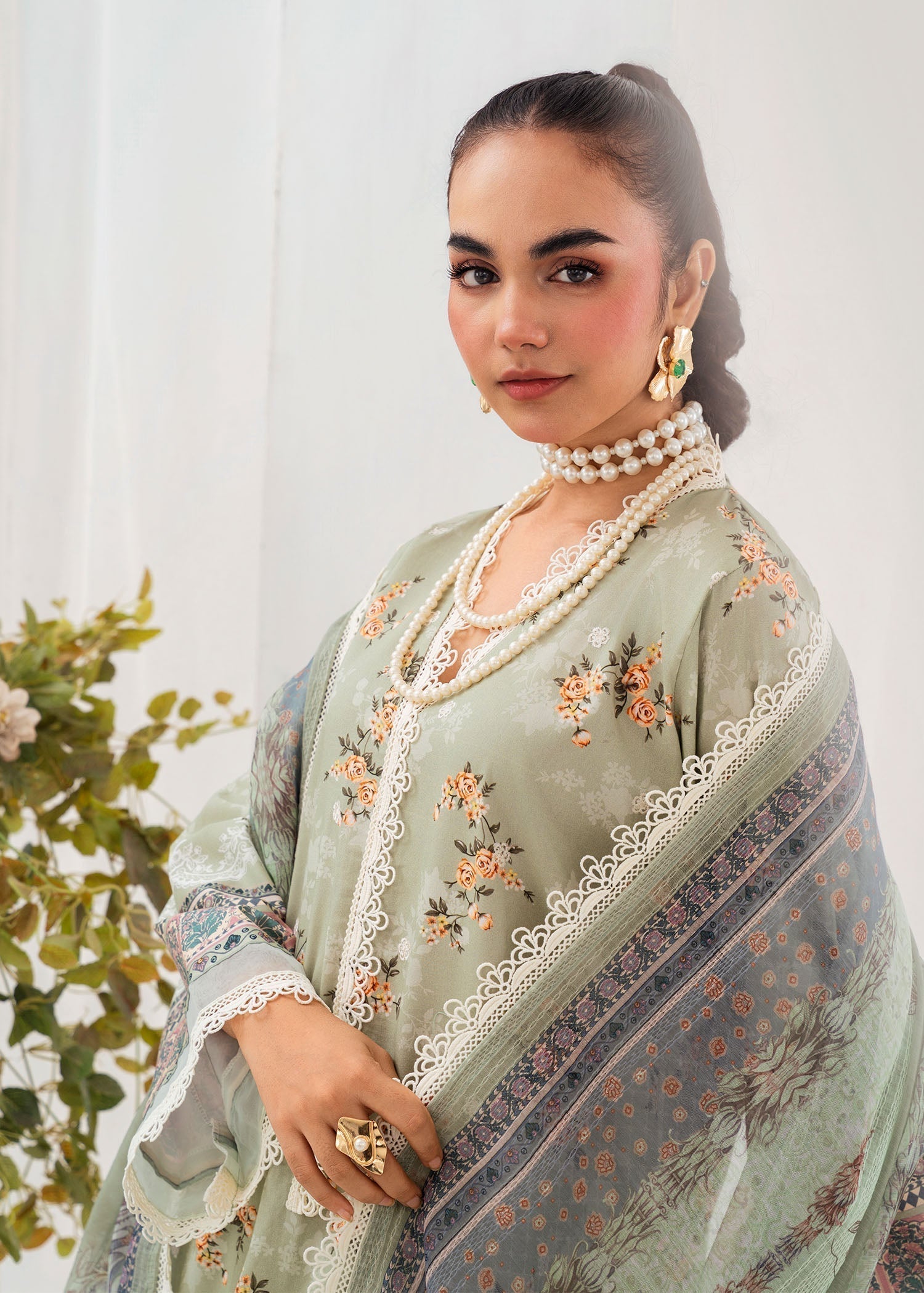 Chandan Nagri Zania_ Women 3pcs