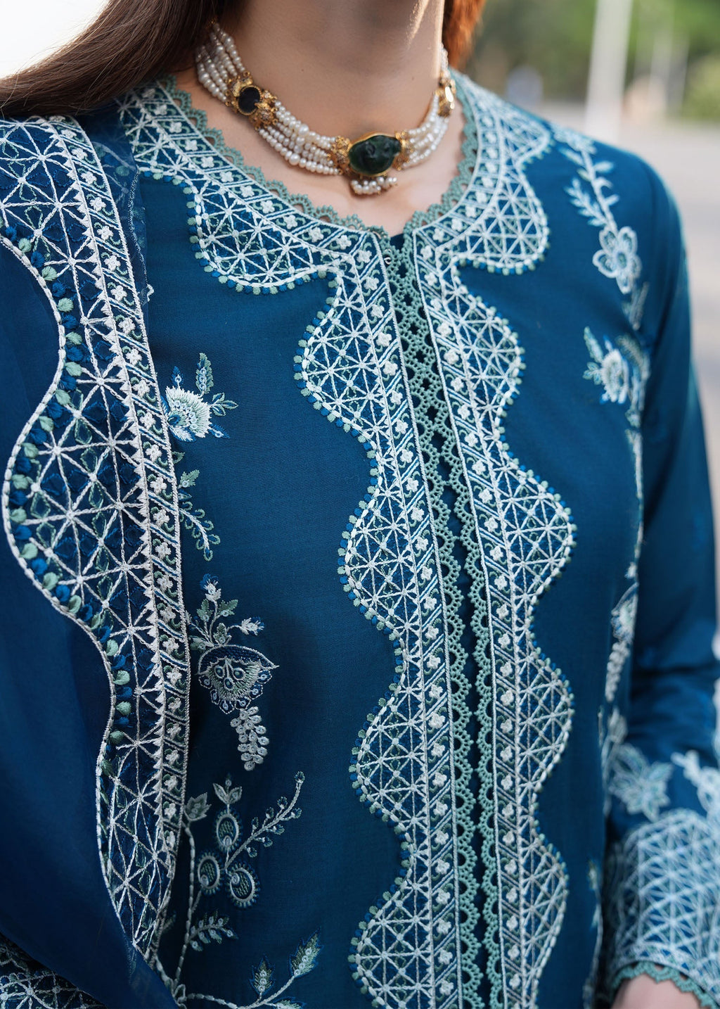 Rang-e-Haya Dusky Drape Women 3pcs